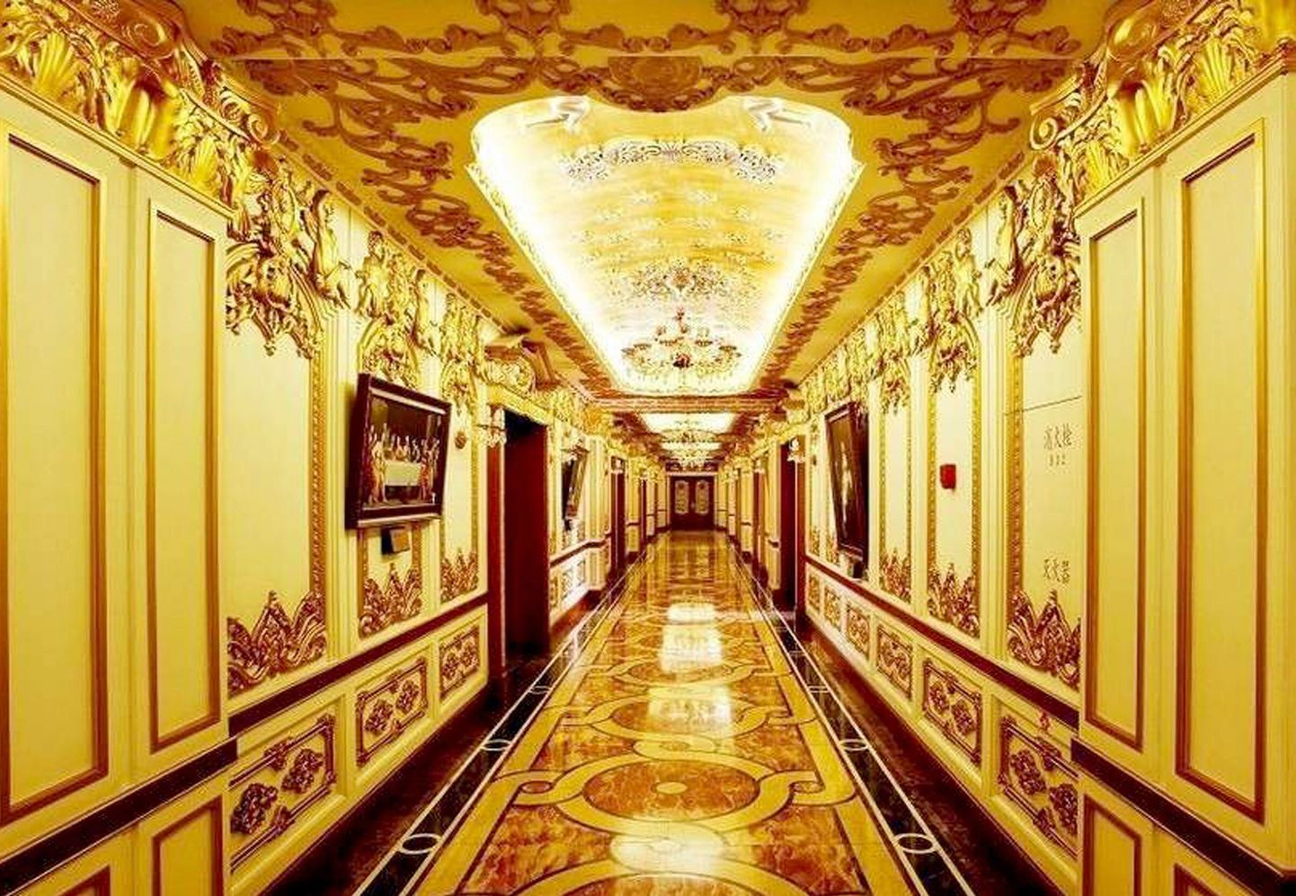 Hiina farmaatsiafirma lasi kontorihoone kujundada Versailles`i lossi eeskujul