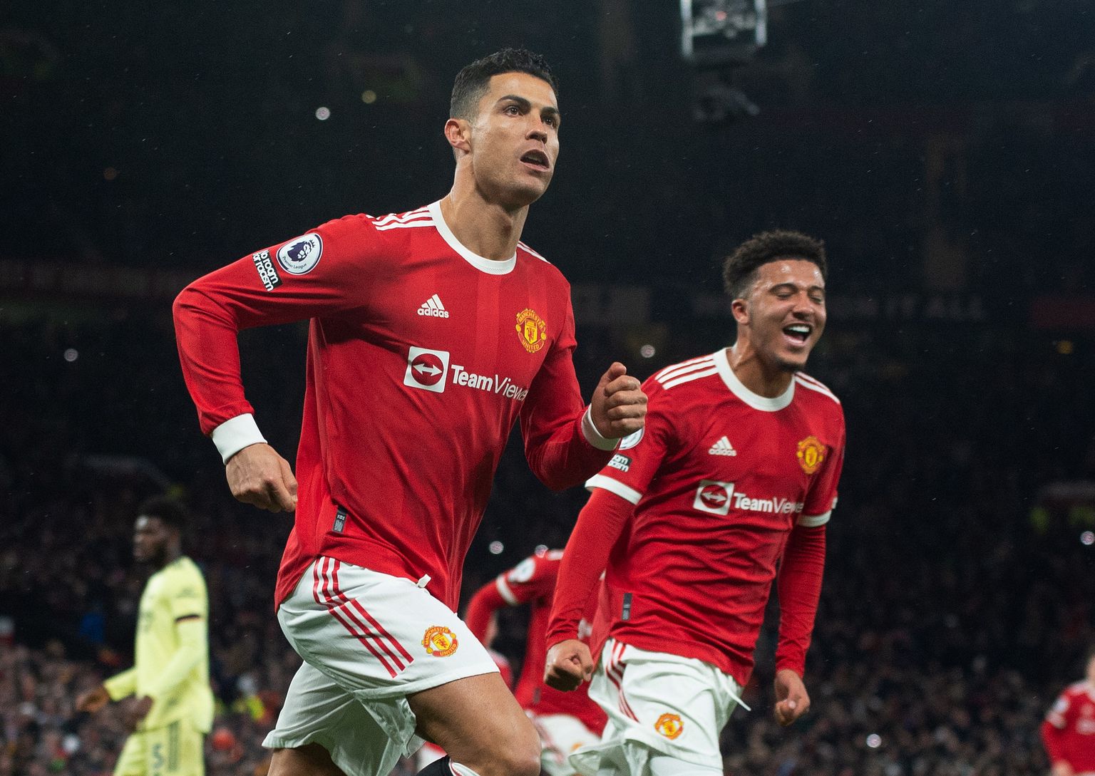 Cristiano Ronaldo esiplaanil.