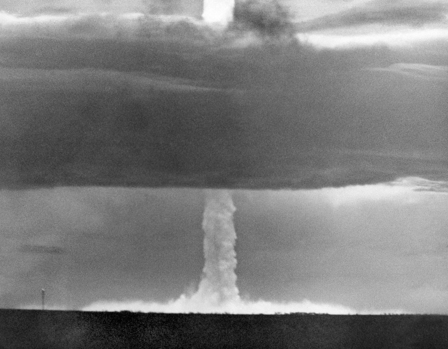 USA vesinikpommi katsetus aastast 1956