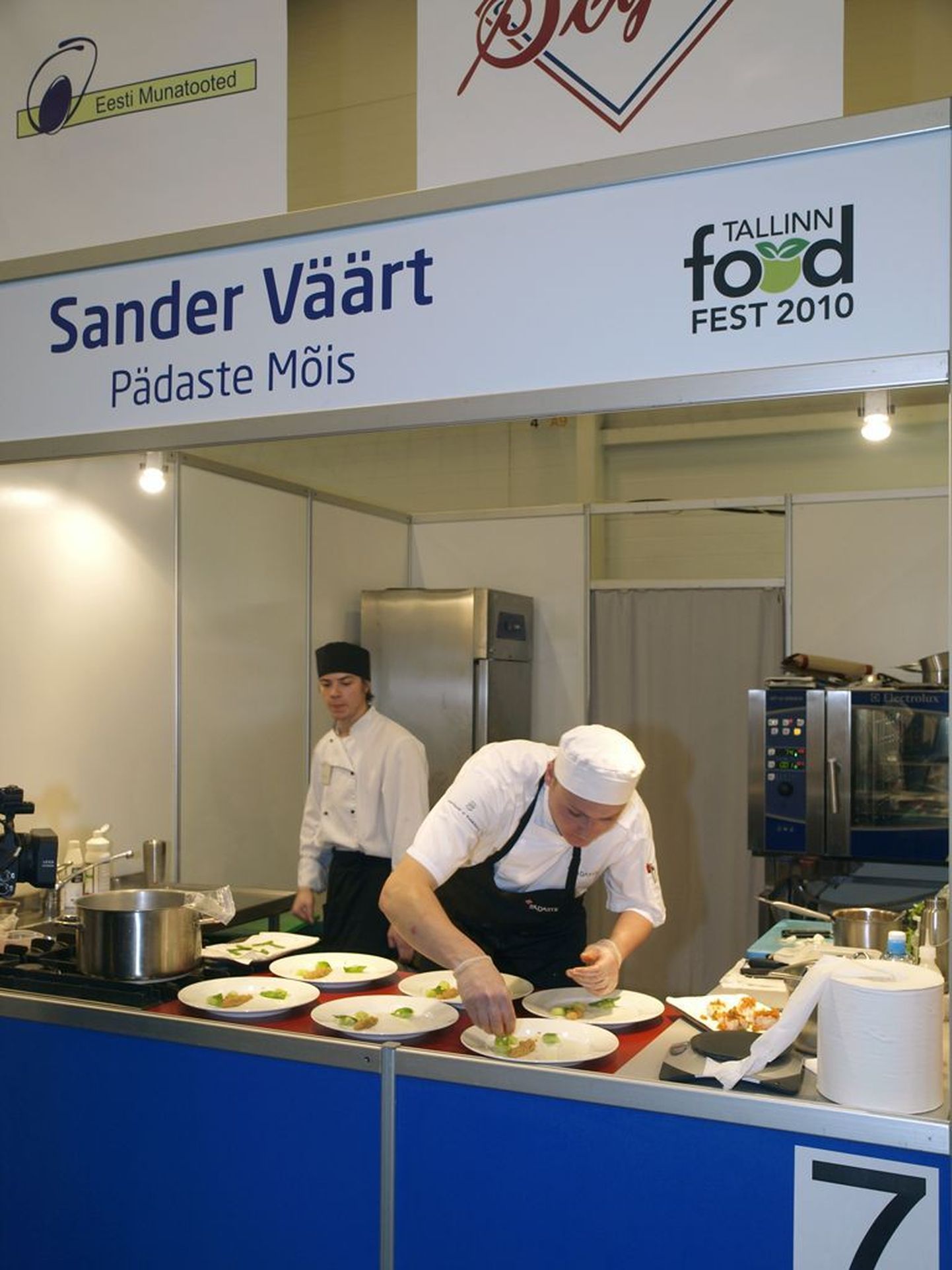 Sander Väärt Pädaste mõisast sai aasta koka tiitli.