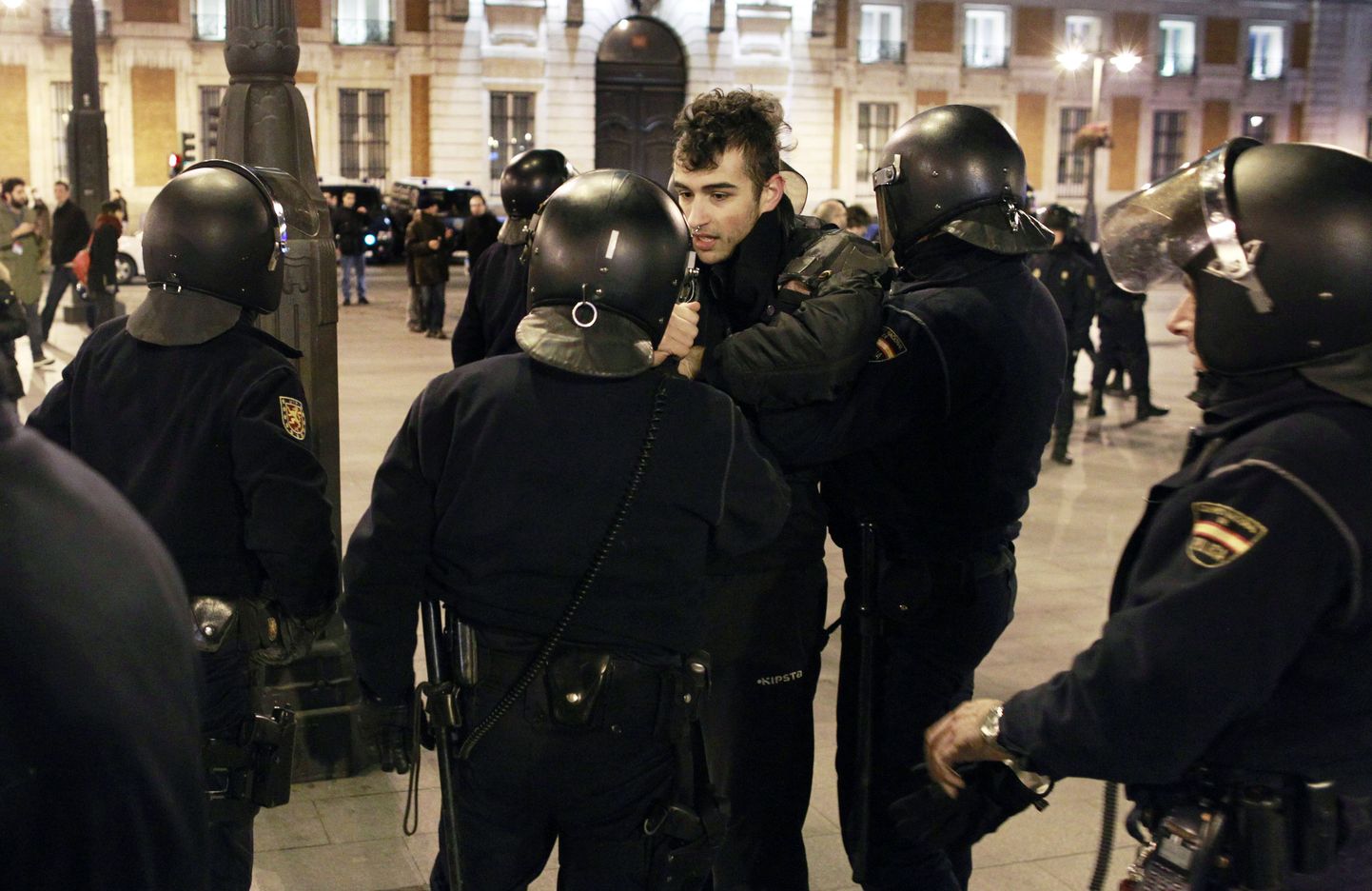 Hispaania mäsulipolitsei ajas 2. veebruari hilisõhtul laiali meeleavalduse Madridis.