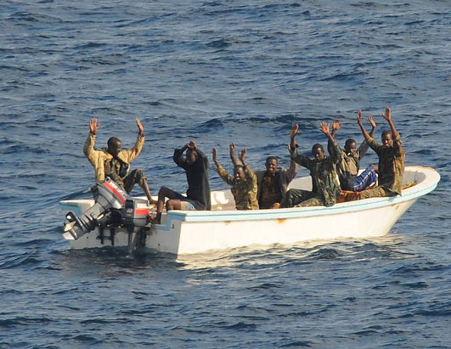 Somaalia piraadid on enamasti tavalised kohalikud vaesed talupojad, kes lastagi ei oska.