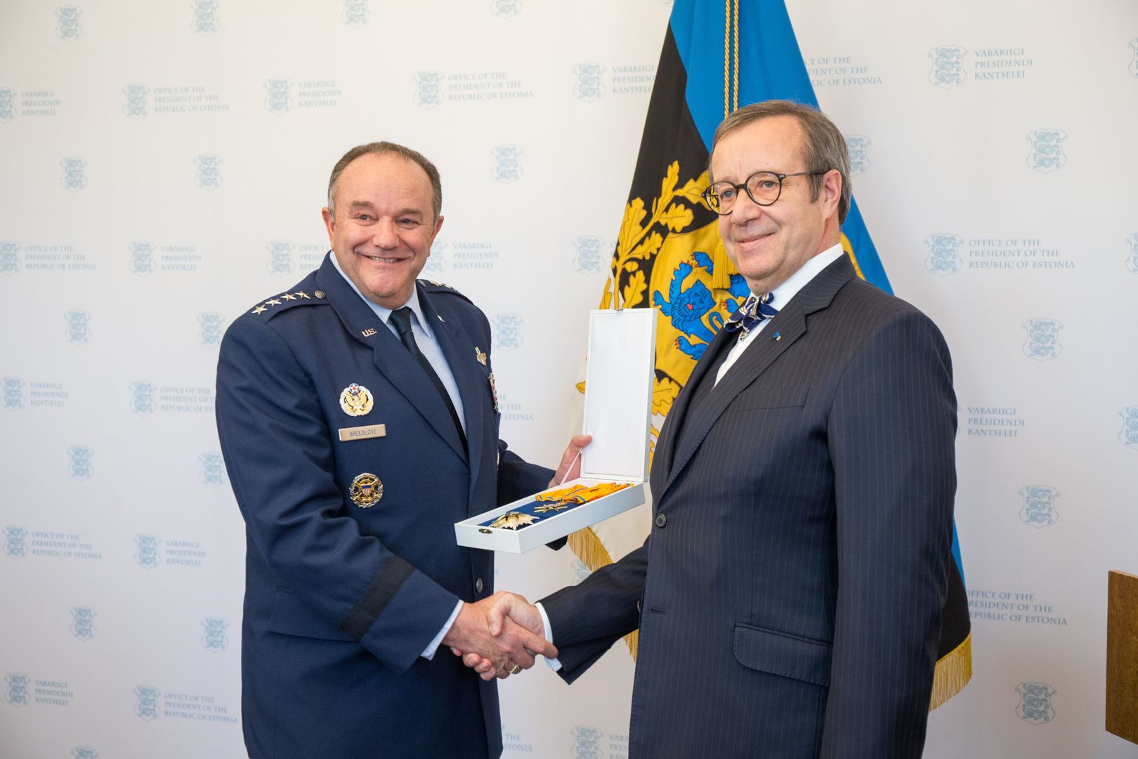 [Pilt: 5735845t1hc1fb.jpg]