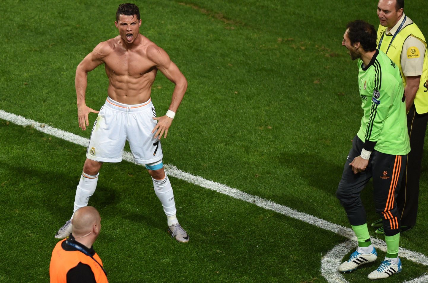 Cristiano Ronaldo väravat tähistamas
