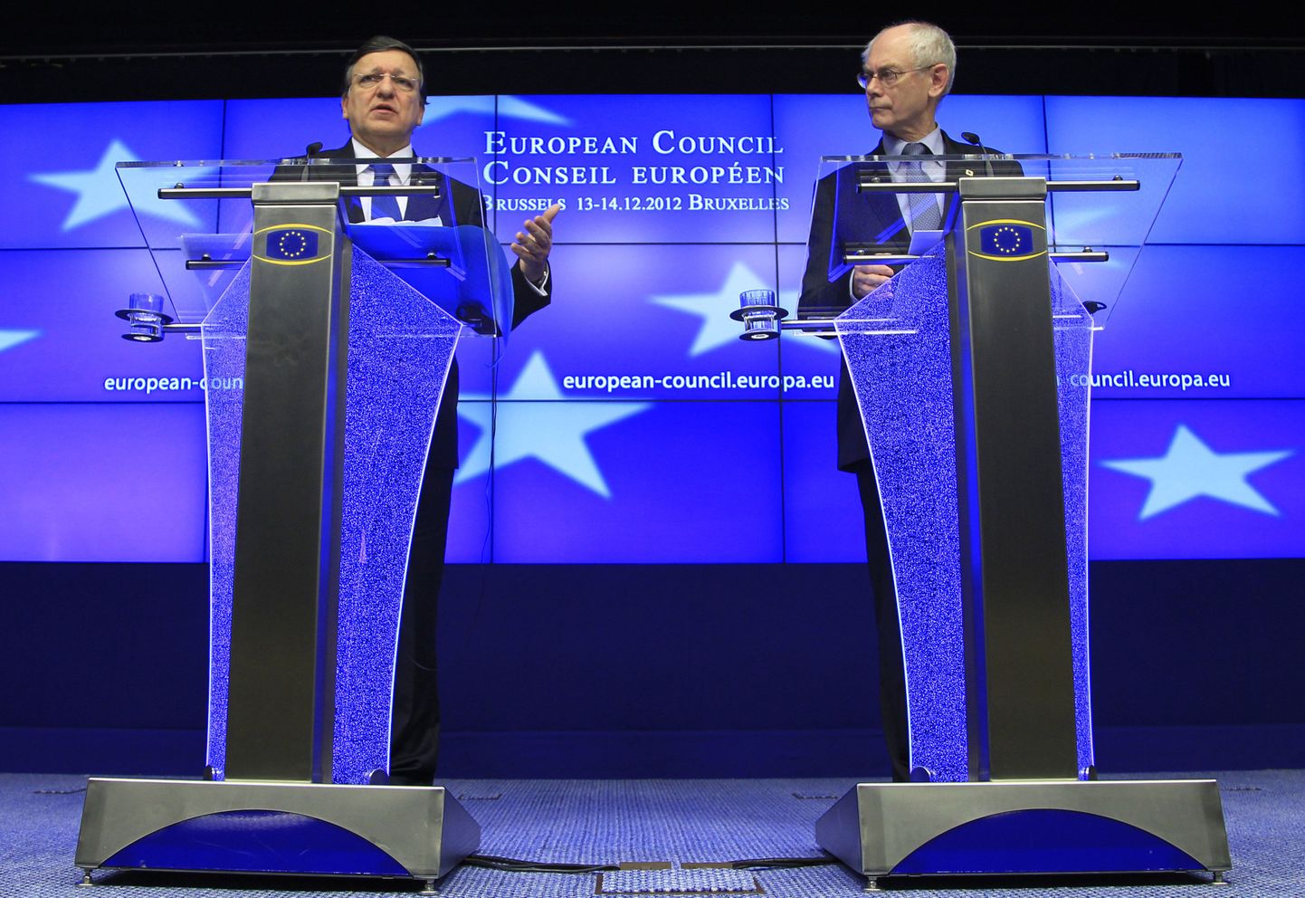 Euroopa Komisjoni president Jose Manuel Barroso (vasakul) ja ülemkogu eesistuja Herman van Rompuy.