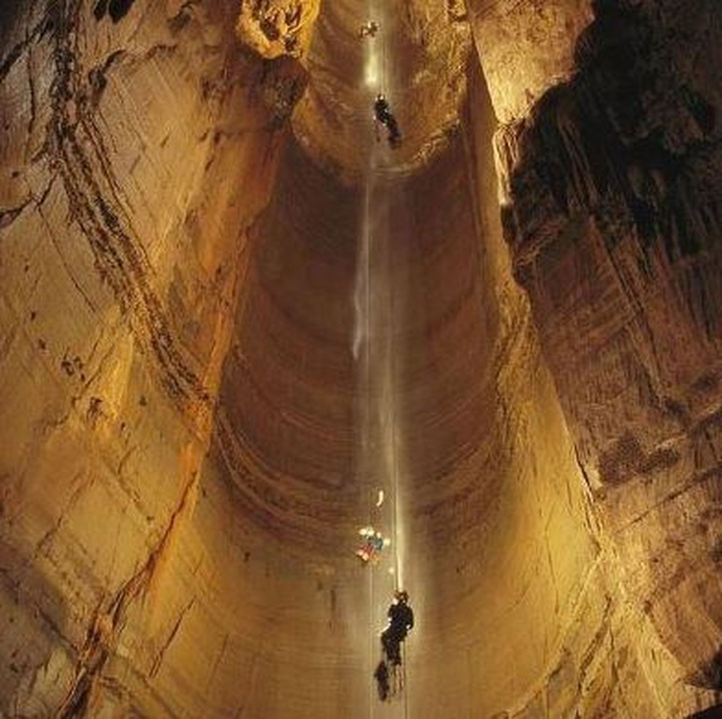 Krubera-Voronja koobas
