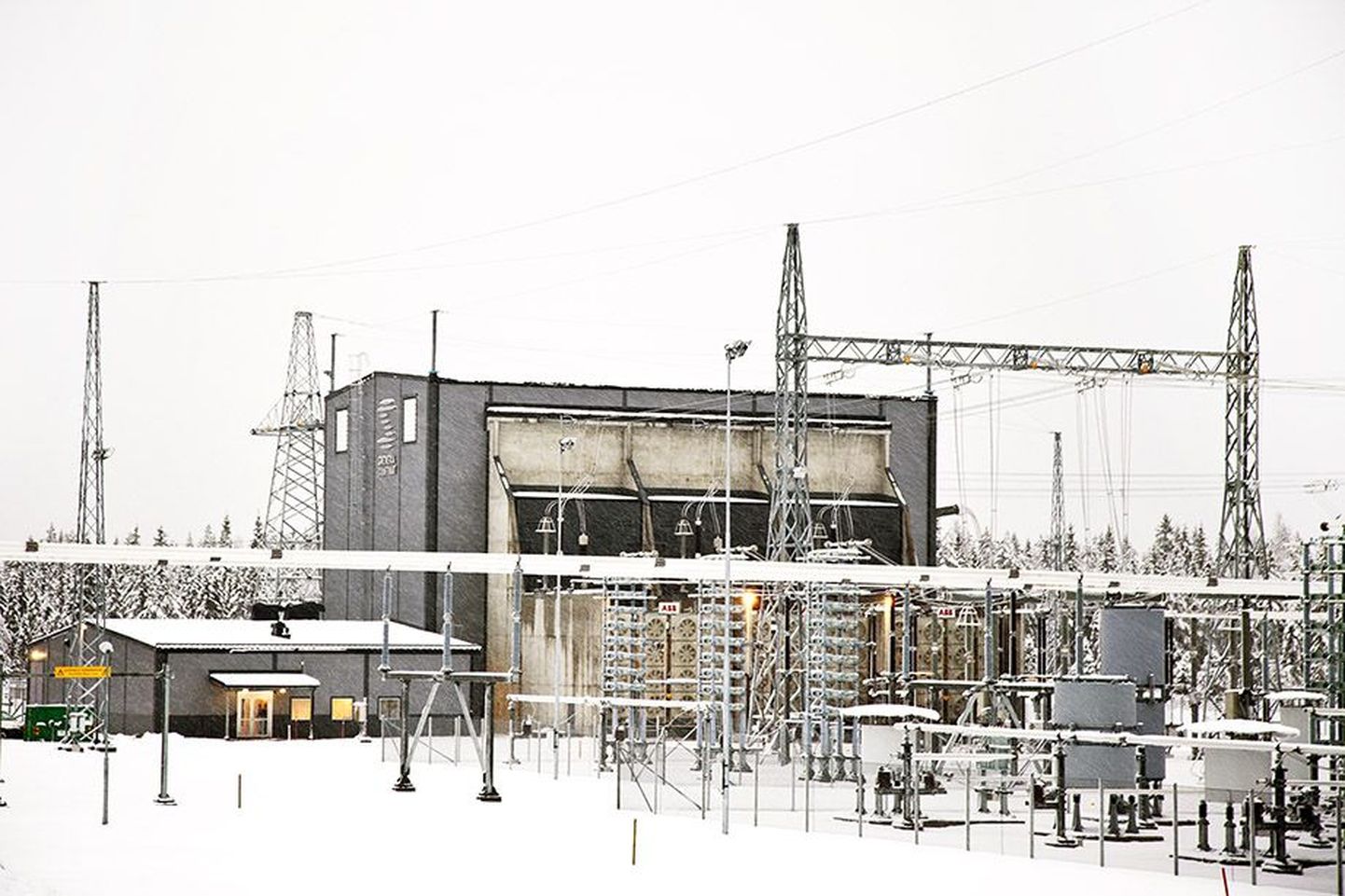 Soome-Rootsi merealuse elektriühenduse Fenno-Skan maapealne alajaam.