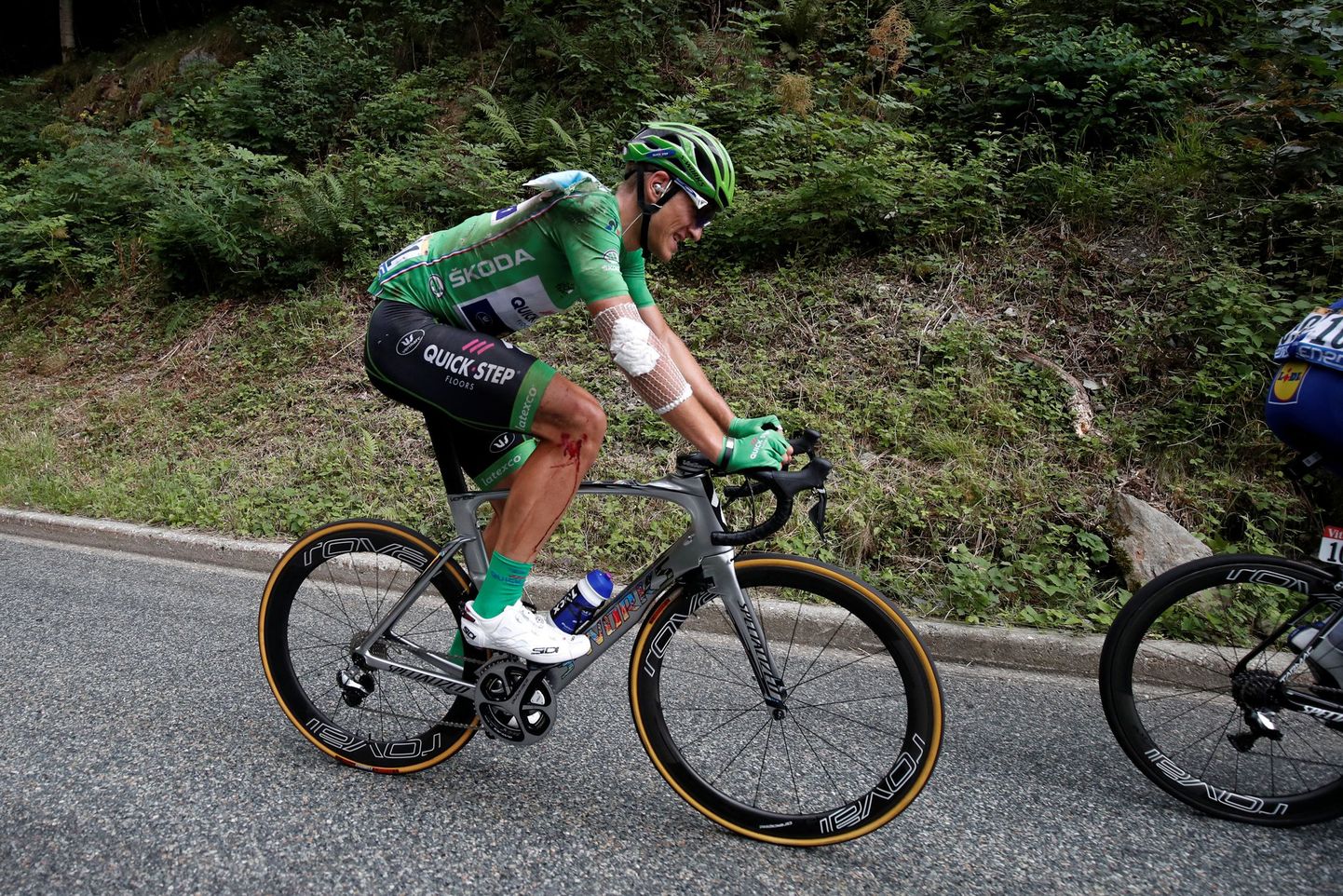 Marcel Kittel pidanuks lõpetama tänavusel Tour de France'il rohelises särgis, kuid kahjuks pidi ta ränga kukkumise järel võistluse katkestama.
