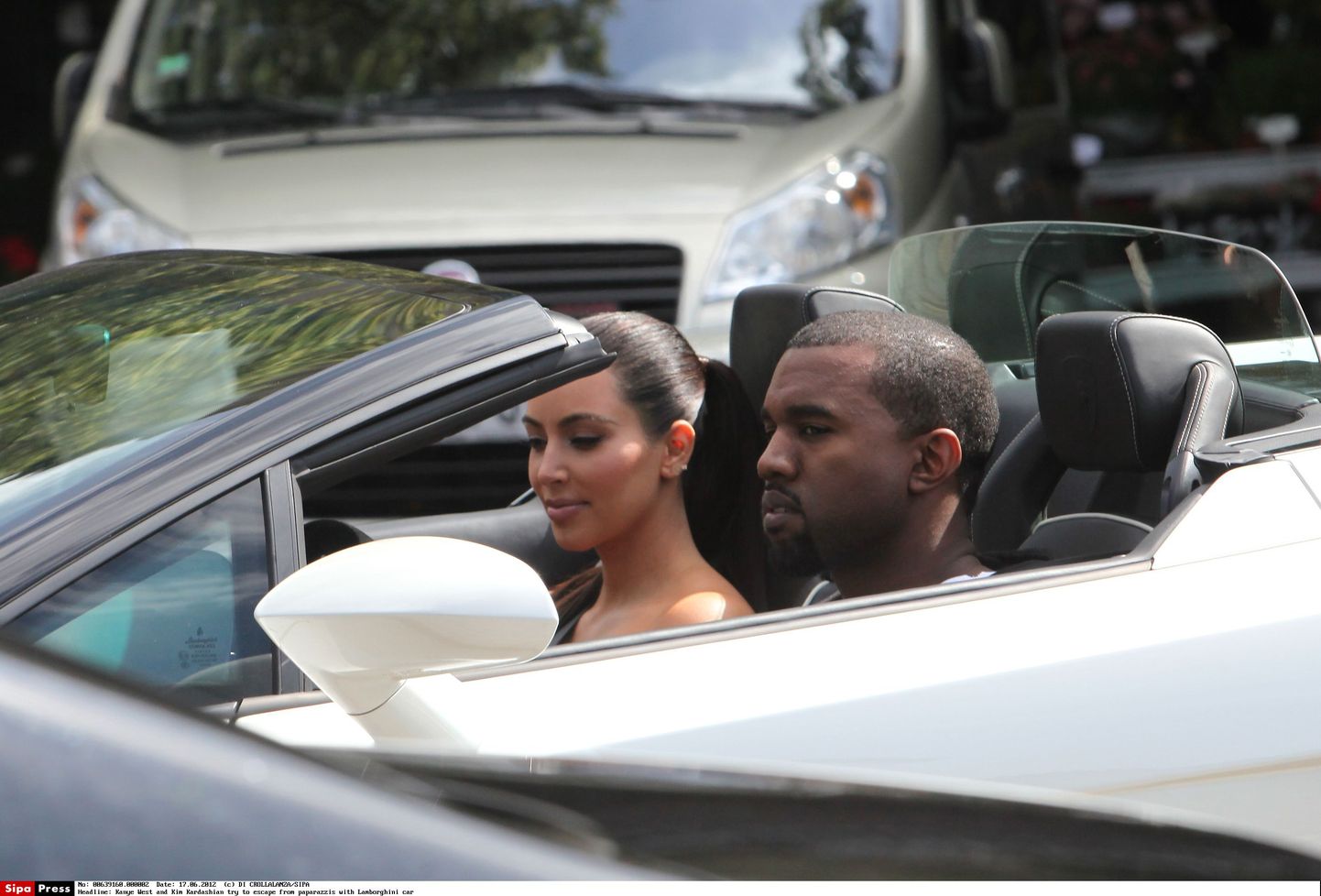 Kim ja Kanye armastuse pealinnas Pariisis.