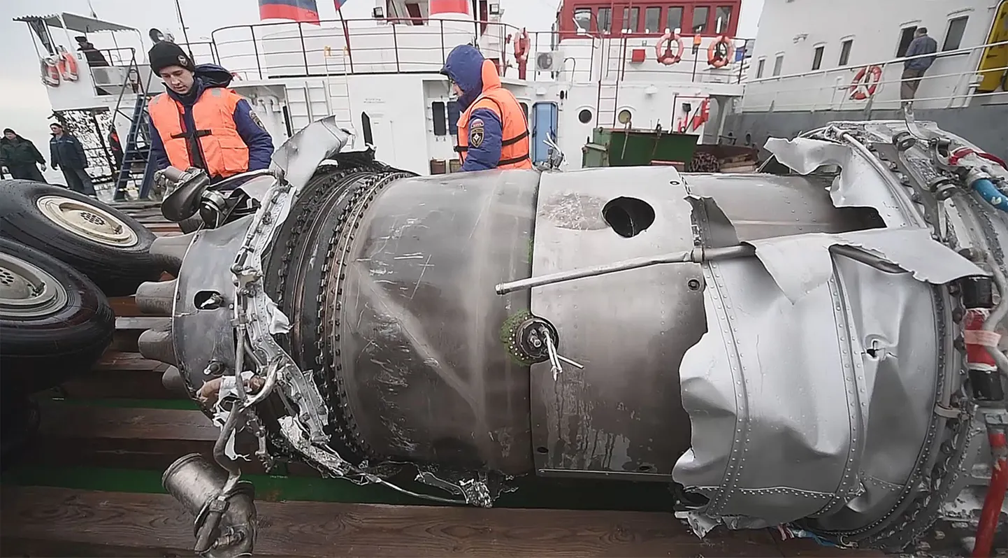 На борту упавшего в Черное море Ту-154 не было взрыва.