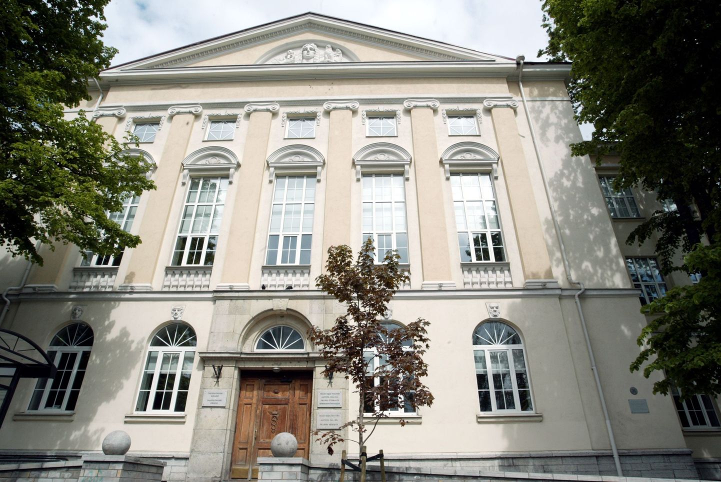 Tallinna Inglise kolledžit ei saa elukohajärgseks kooliks määrata.