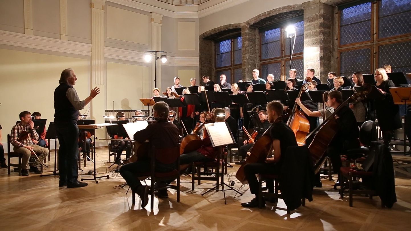 Eesti muusikud esitavad Arvo Pärdi loomingut Berliini Kontserdimajas. Hetk proovisaalis.