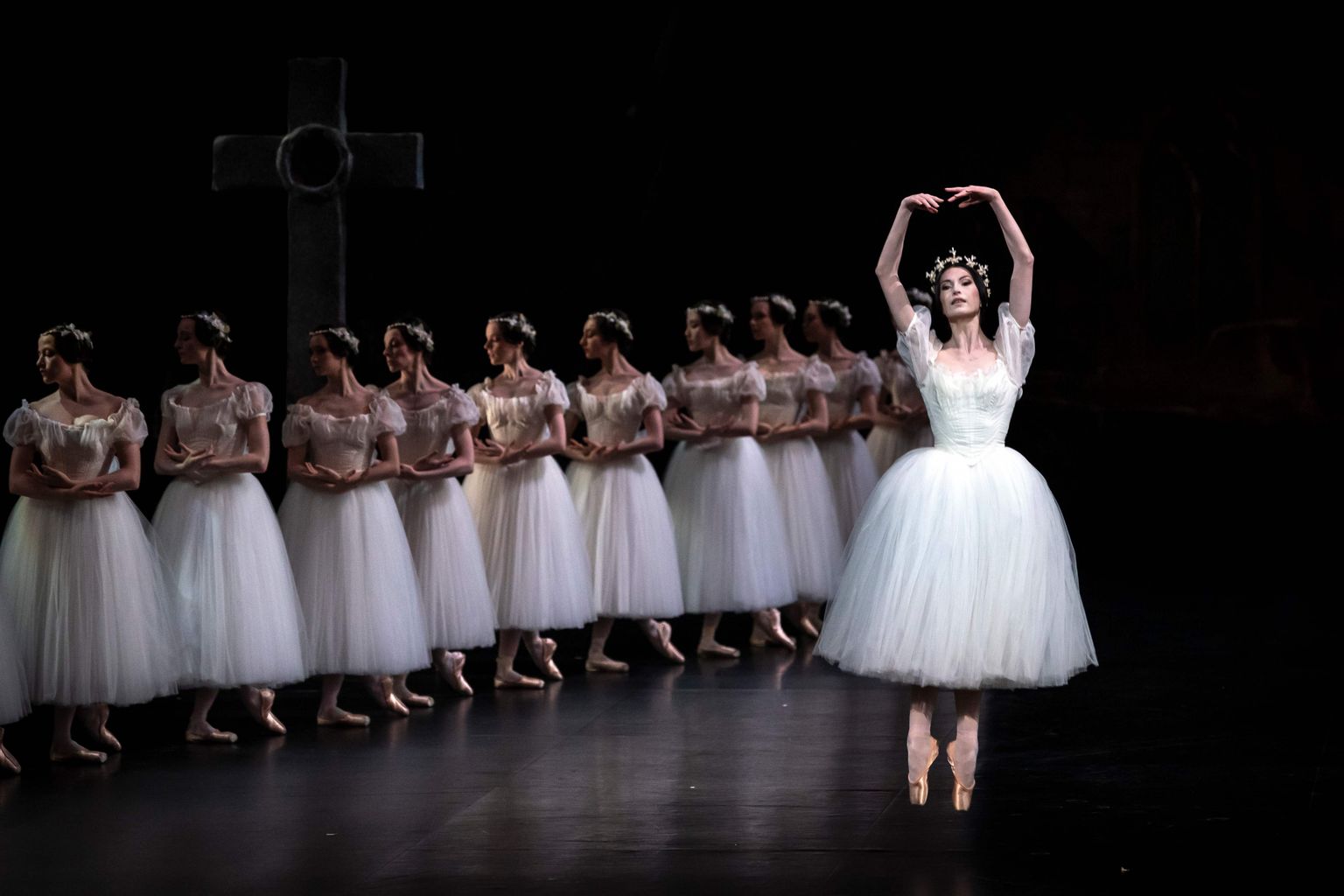 Parīzes operas nams "Palais Garnier", balets "Žizele".