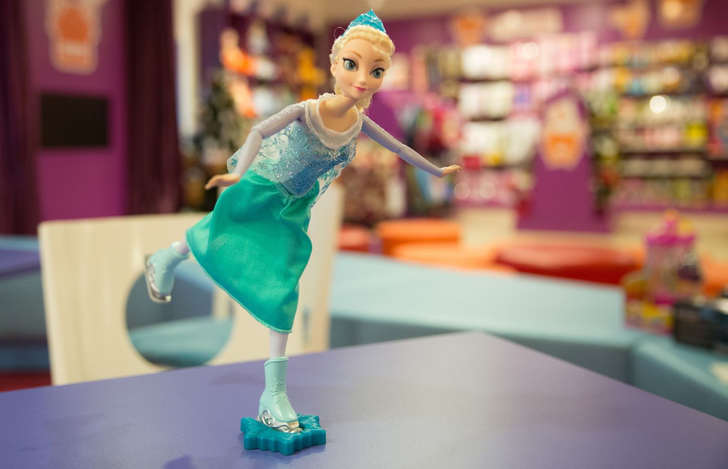Elsa nukk on paljude väikeste tüdrukute kingisoov.