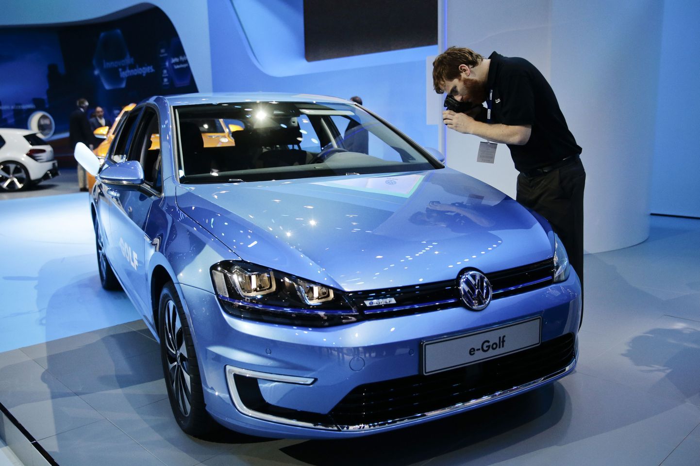 Электромобиль Volkswagen e-Golf. Иллюстративное фото.