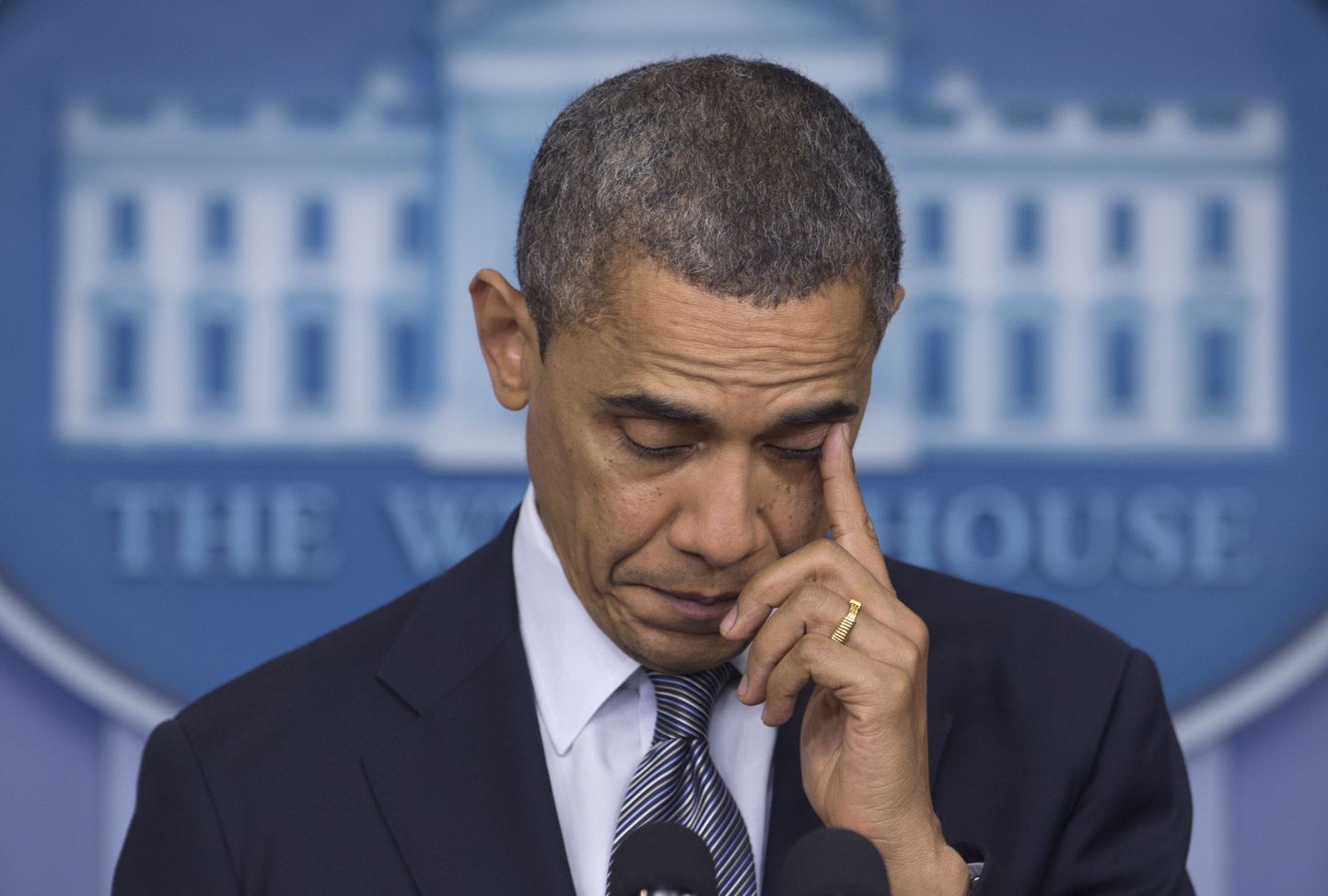 Barack Obama emotsionaalne hetk Connecticuti koolitulistamise järel peetud kõnes.