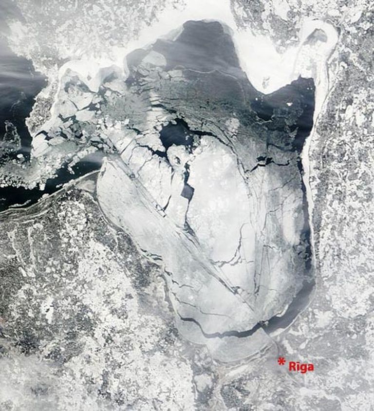 Šādi Rīgas Jūras līcis izskatījās 12:05 no satelīta 
