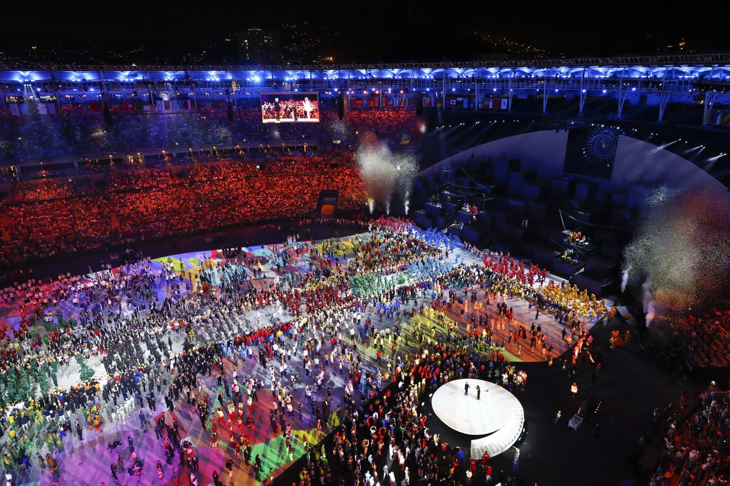 Церемония открытия Олимпиады в Рио.