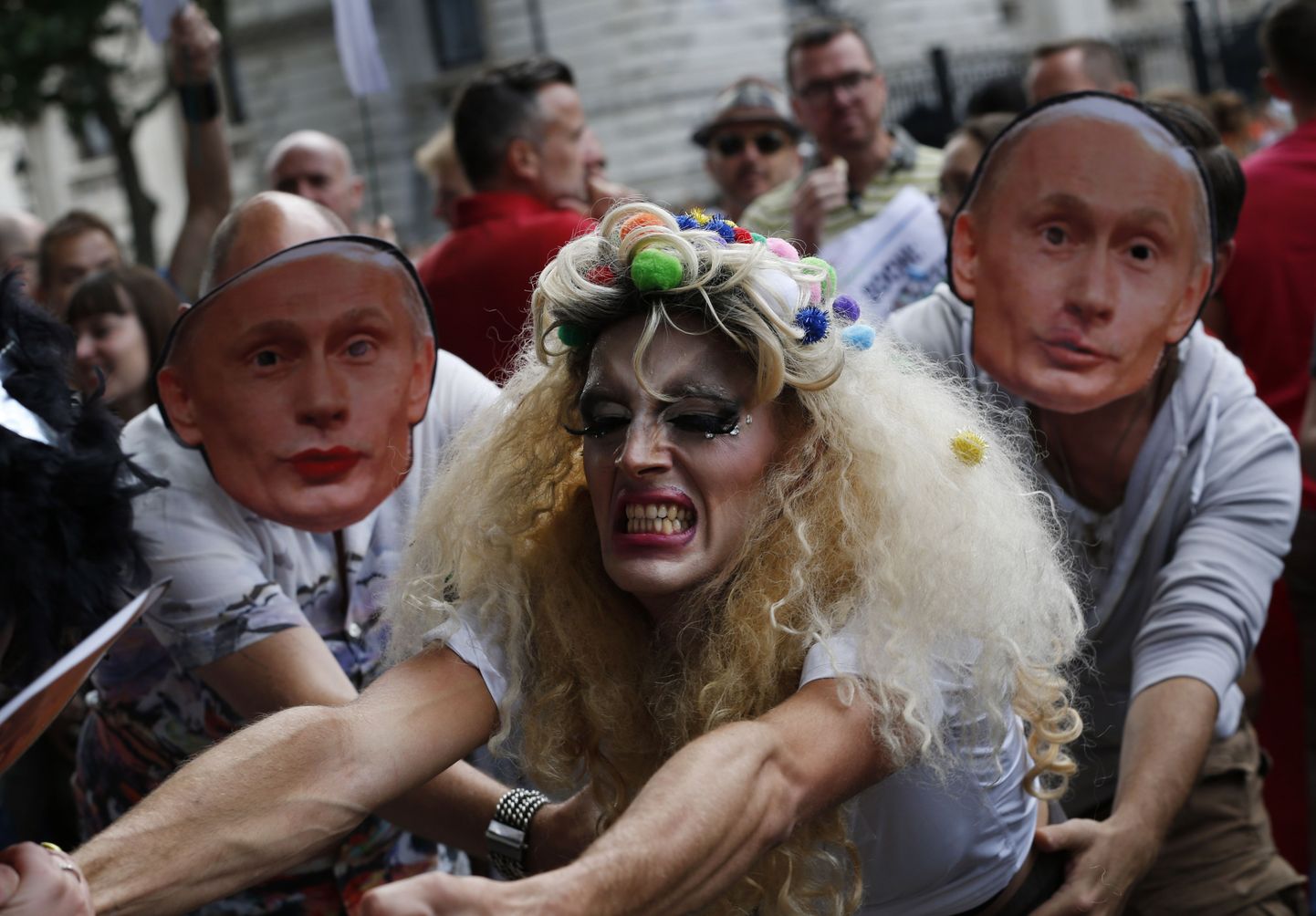 Акция противников российского закона о запрете гей-пропаганды в Лондоне.