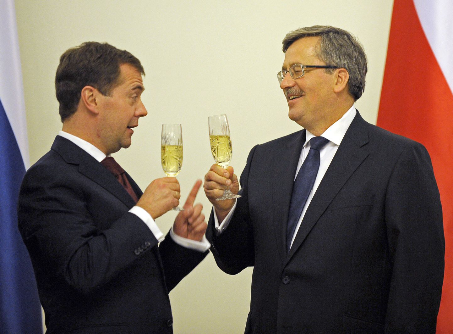 Venemaa ja Poola presidendid Dmitri Medvedev ja Bronislaw Komorowski.