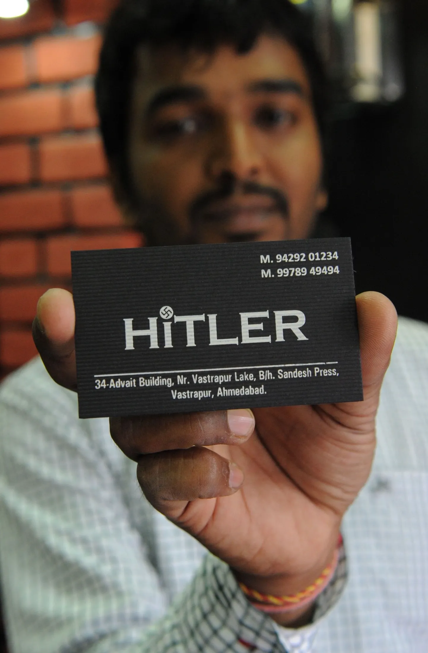 Hitleri-nimelise poe kaasomanik Rajesh Shah