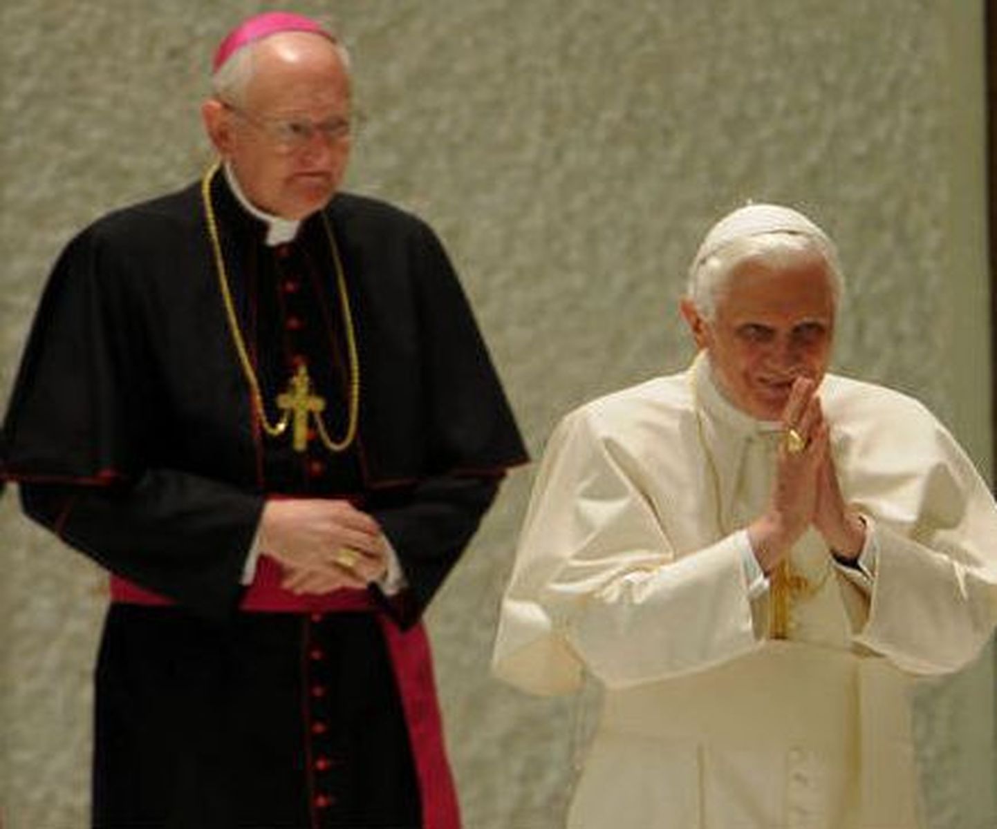 Kardinal Charles Scicluna koos paavst Benedictus XVI