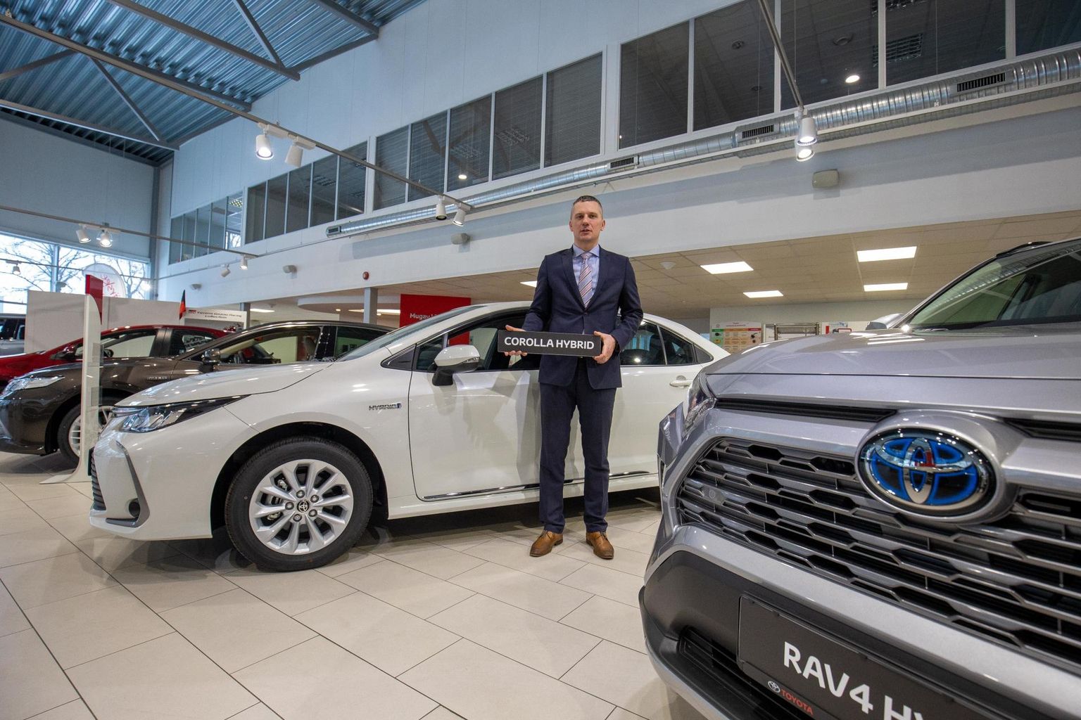 Paide Amservi esinduse juhataja Olev Põldme tähelepanekut mööda ei näita hübriidautode ost vaibumise märke.