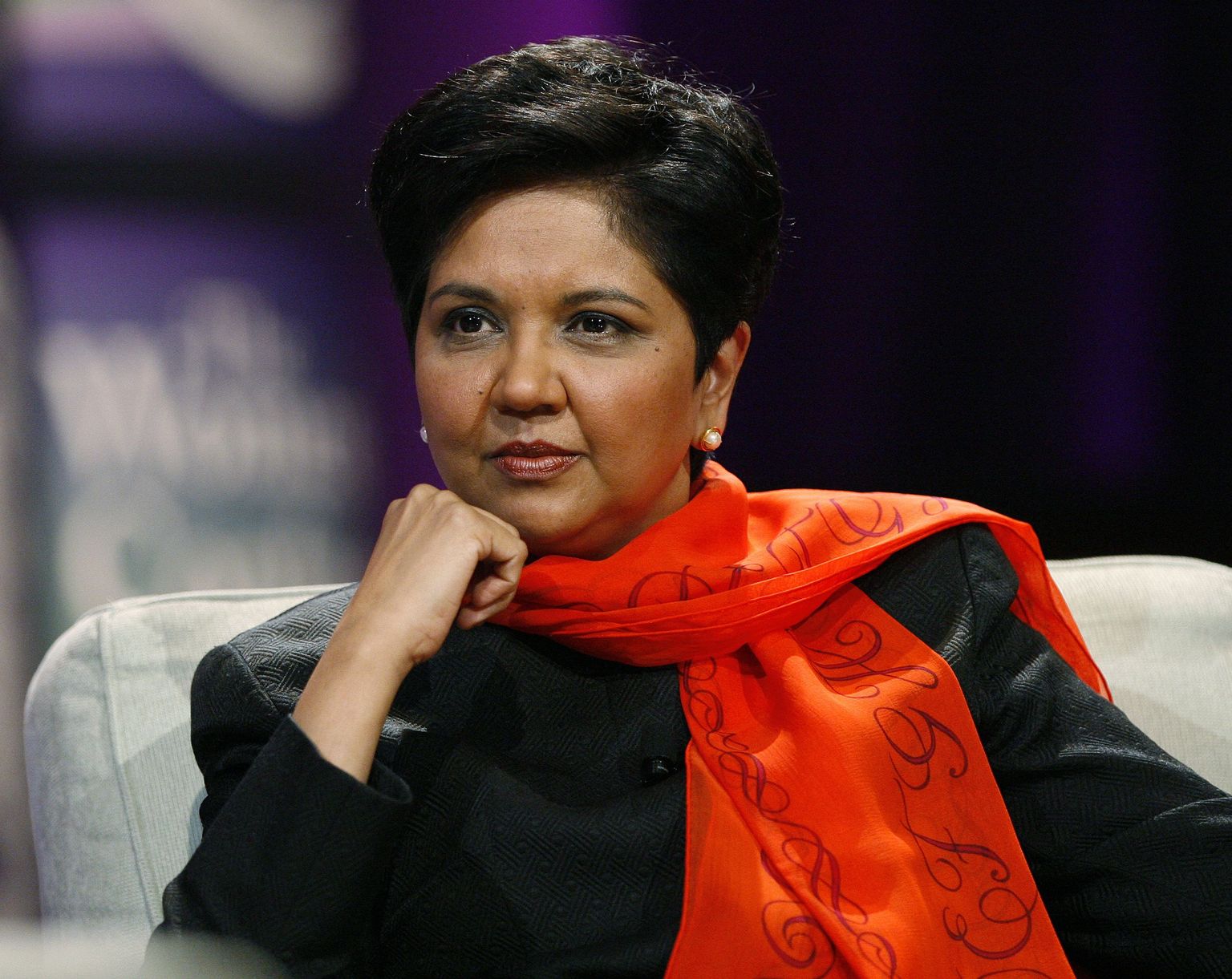 Naisjuhid on tööliste motiveerimises ja nendega suhtlemisel meestest tublimad. Pildil Pepsico tegevjuht Indra Nooyi.