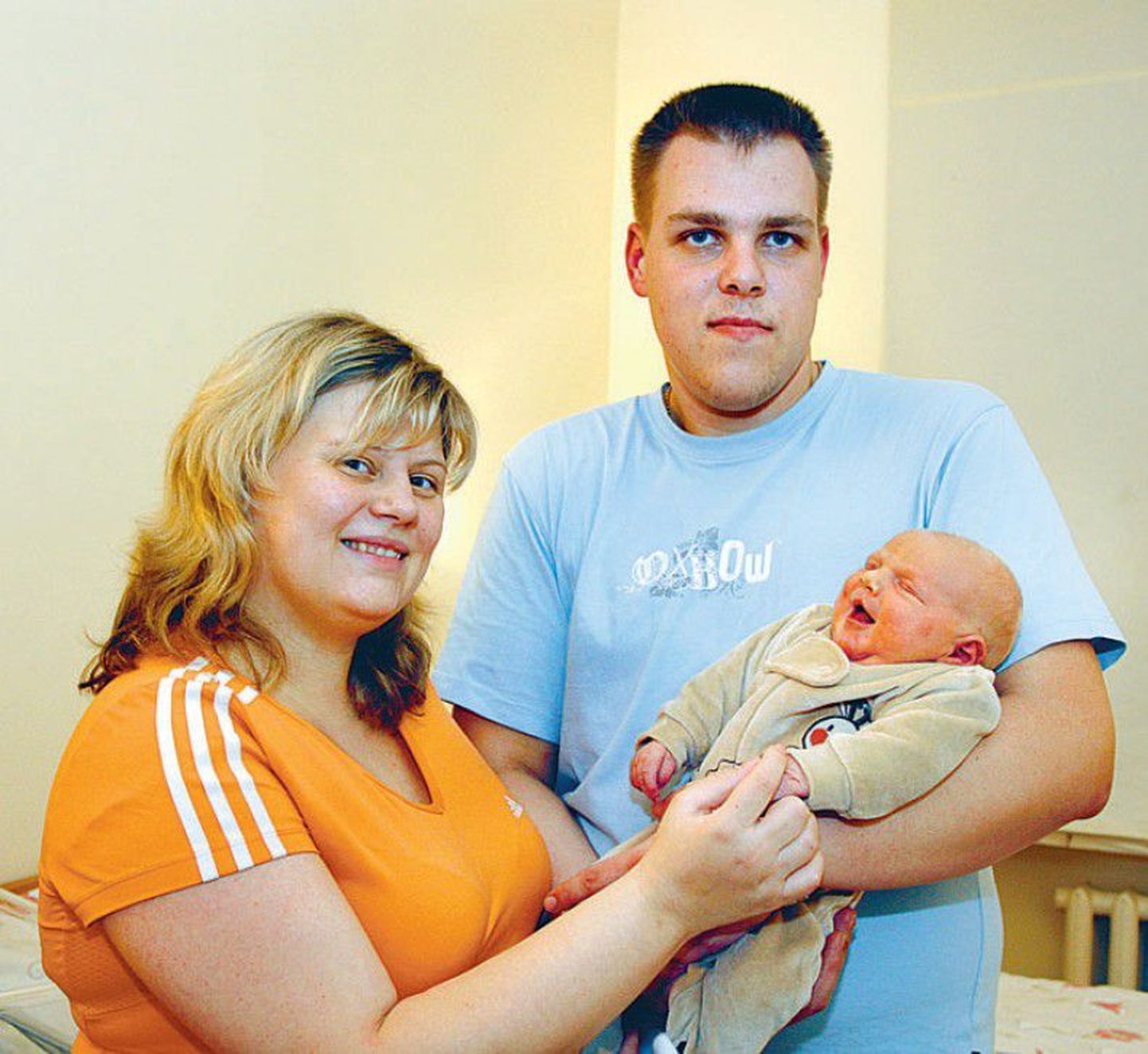 Mariana Nesterova ja Mikk Kaerpõllu perre jõululaupäeval sündinud pisipoeg Roger aitas kaasa sündide defitsiidi vähenemisele ja Eesti iibenumbrite nulltasemele lähenemisele.