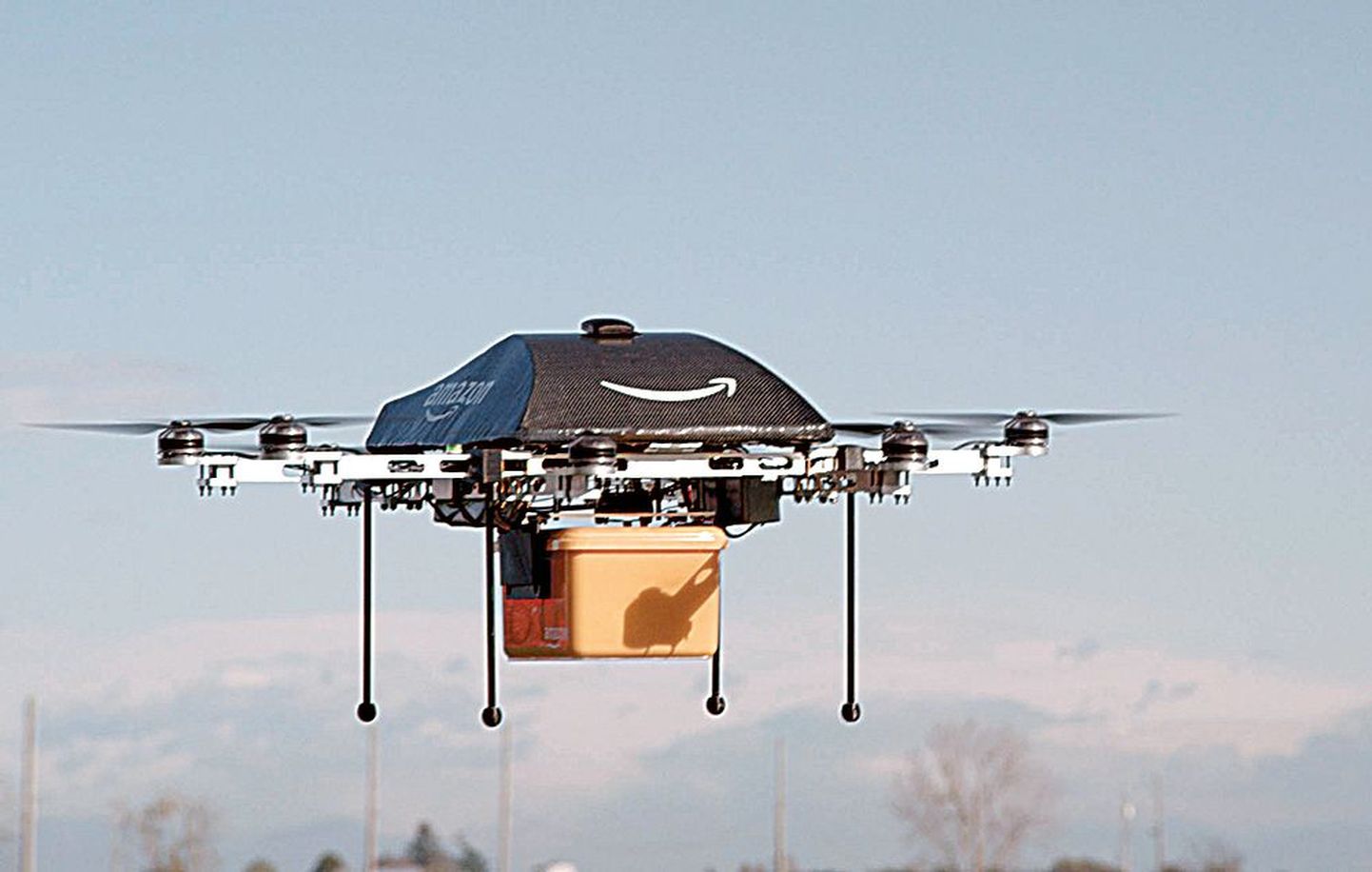Selline näeb välja Amazoni arendatud droon, mis lennutab tellitud kauba ostjani.