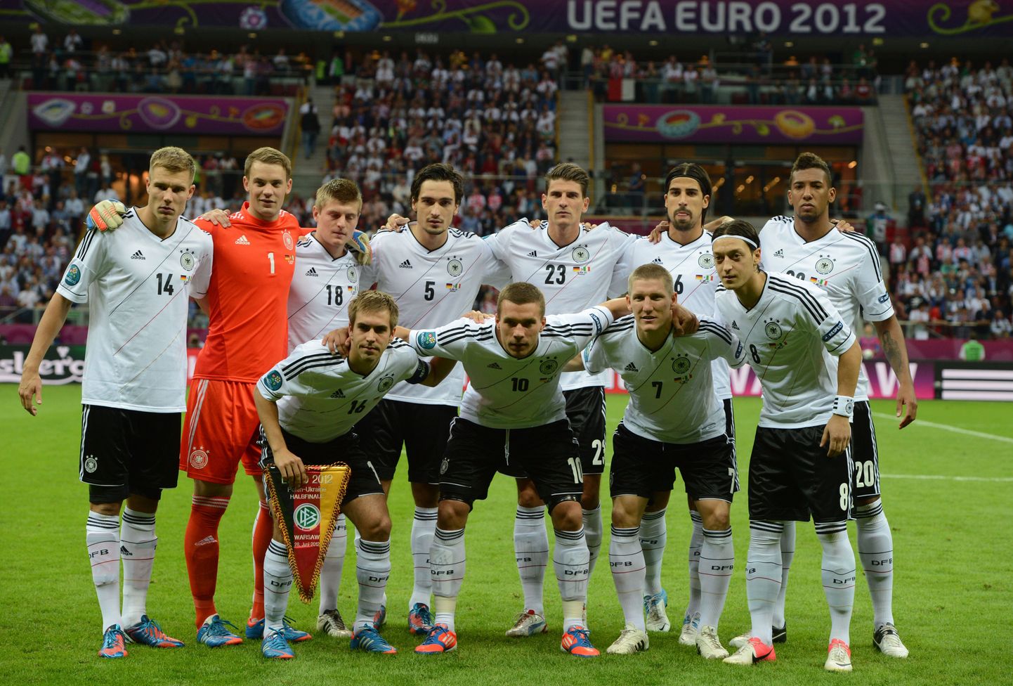 Saksamaa jalgpallikoondis kohtumises Itaalia vastu.