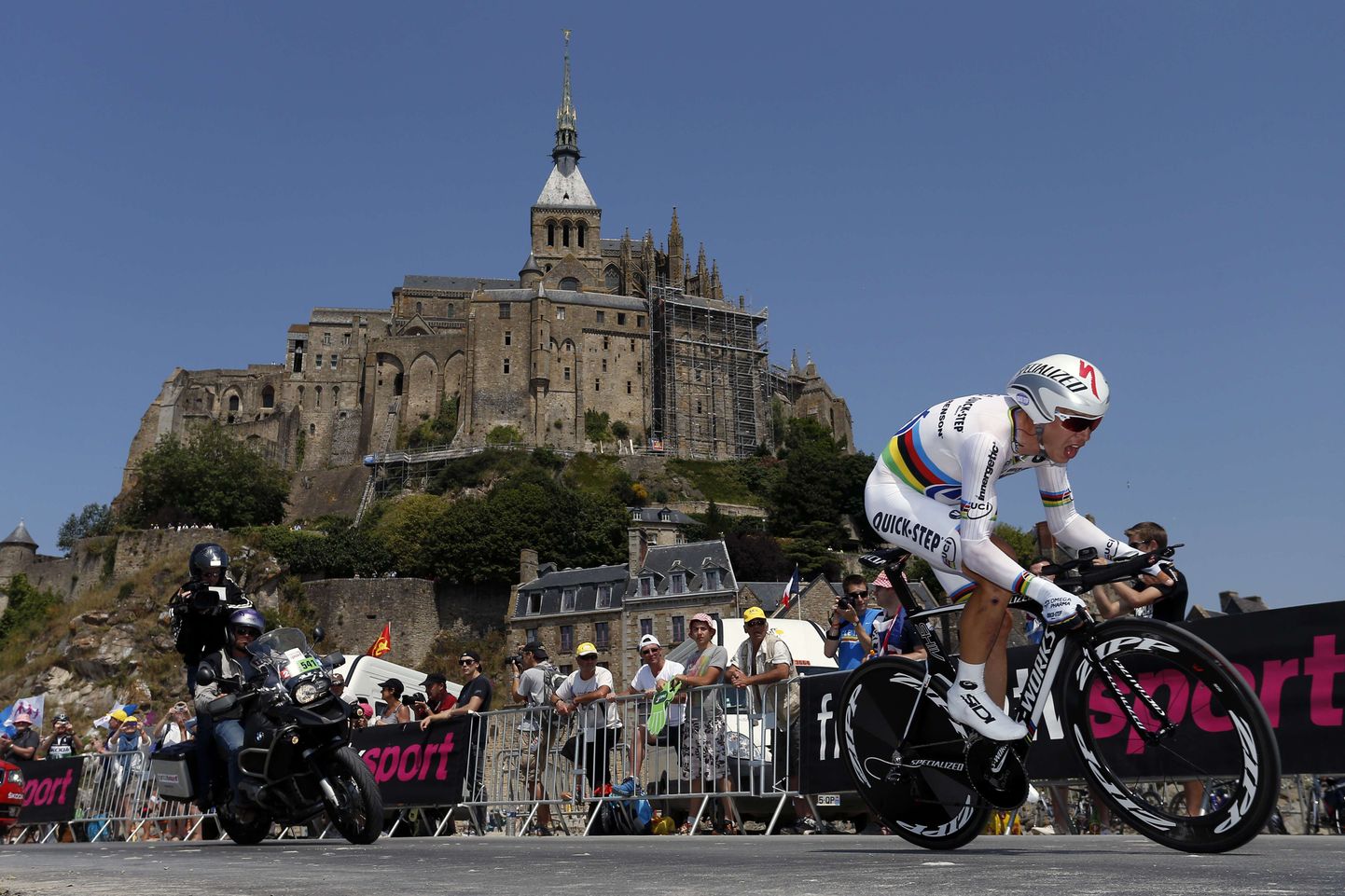Tour de France'i trass läbis Manche'i ka 2013. aastal. Pildil Tony Martin individuaalse temposõidu etapil.
