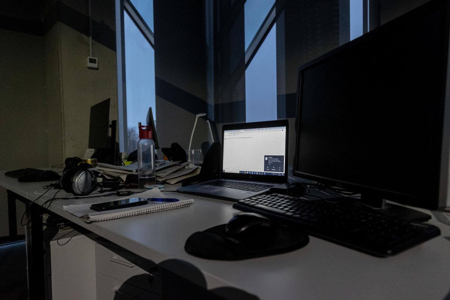 Paljud rakverlased pidid täna hommikul elektrita hakkama saama. Pilt on illustreeriv.