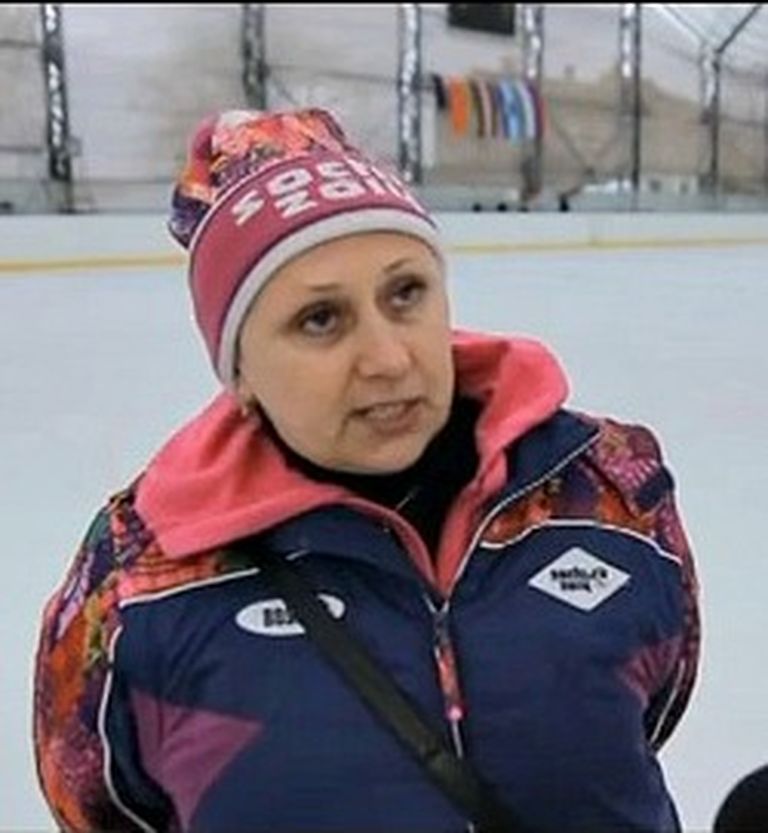 Тренер Дениса - Ольга Нечаева 