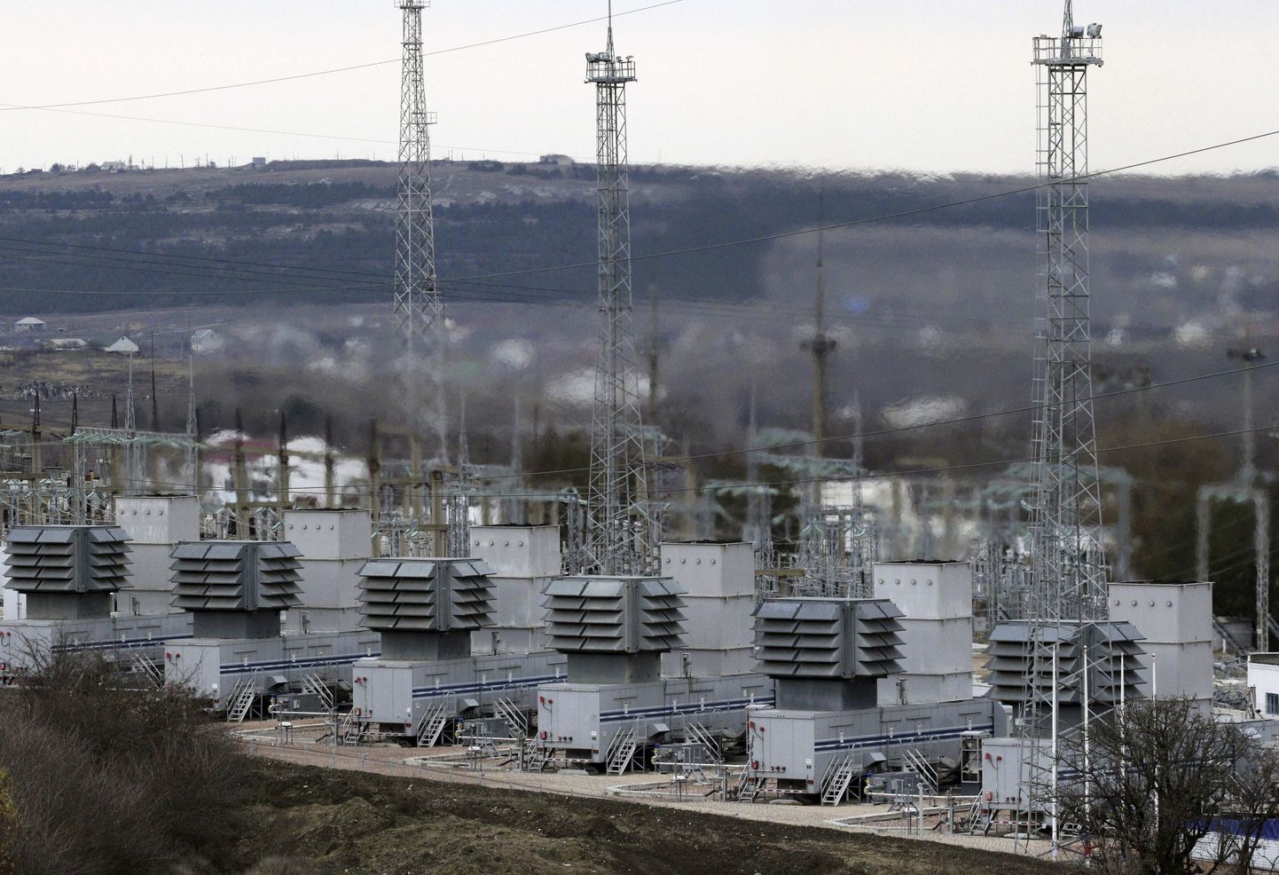 Peale elektrikatkestusi käiku läinud gaasigeneraatorid Simferopolis, Krimmi poolsaarel.