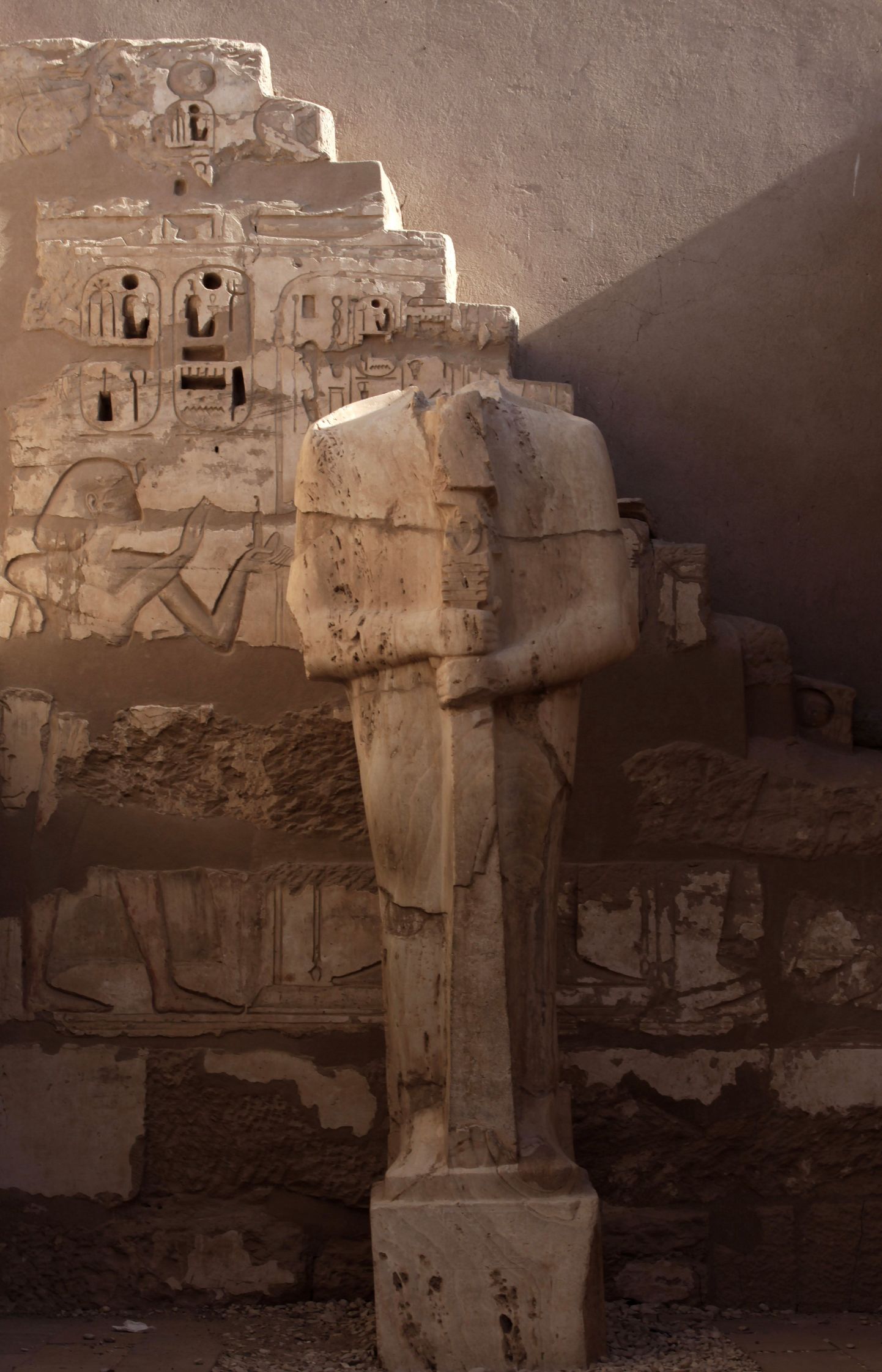 Luxorist leiti Ramses II peaministri hauapüramiid