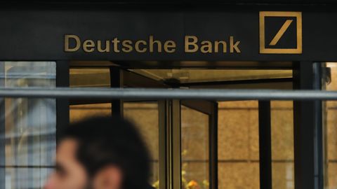 Deutsche Bank   20  