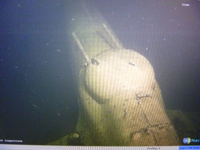 Allveekaamera pilt USA pommitajast.