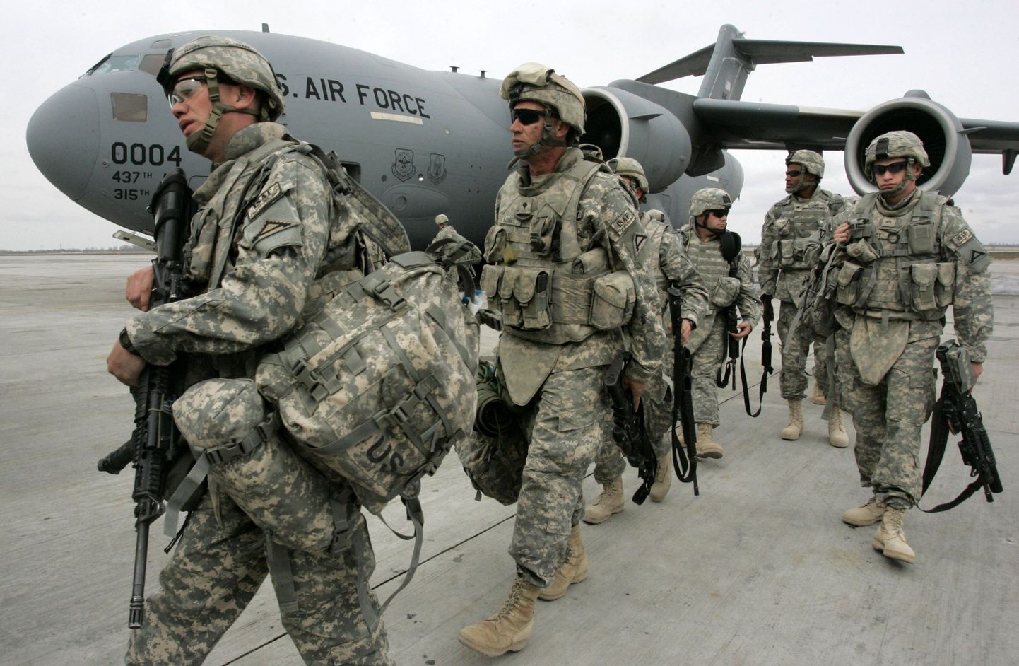Afganistani suunduvad Ühendriikide sõdurid.