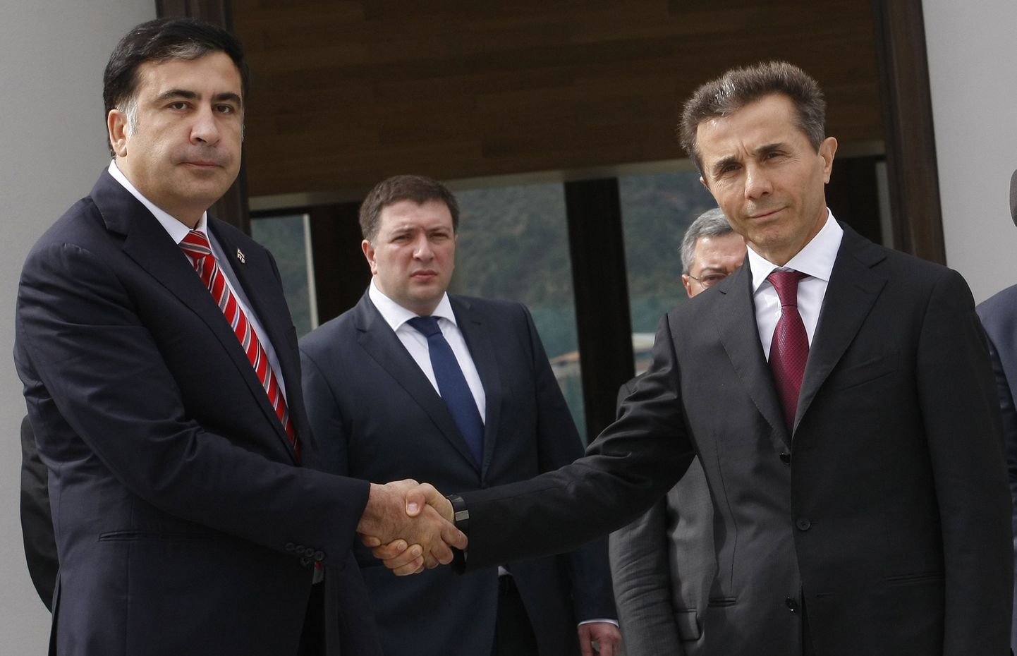 Gruusia president Mihheil Saakašvili (vasakul) ja peaminister Bidzina Ivanišvili mullu oktoobris.