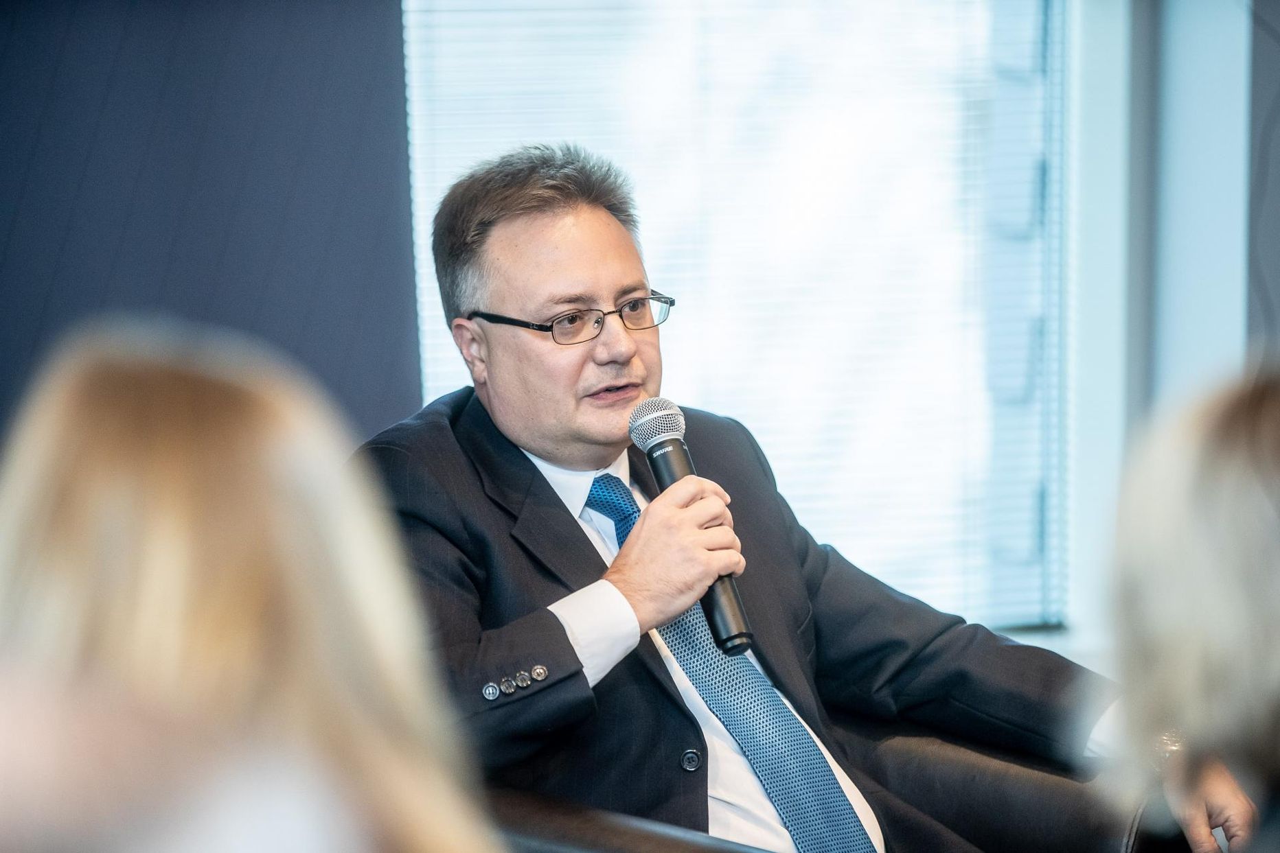Jevgen Tsõbulenko sõnul on Ukrainas toimuv, Salisbury närvimürgirünnak, valimistesse sekkumine ja vaktsiinivastane kampaania avanud maailma silmad Venemaast lähtuva ohu suhtes.