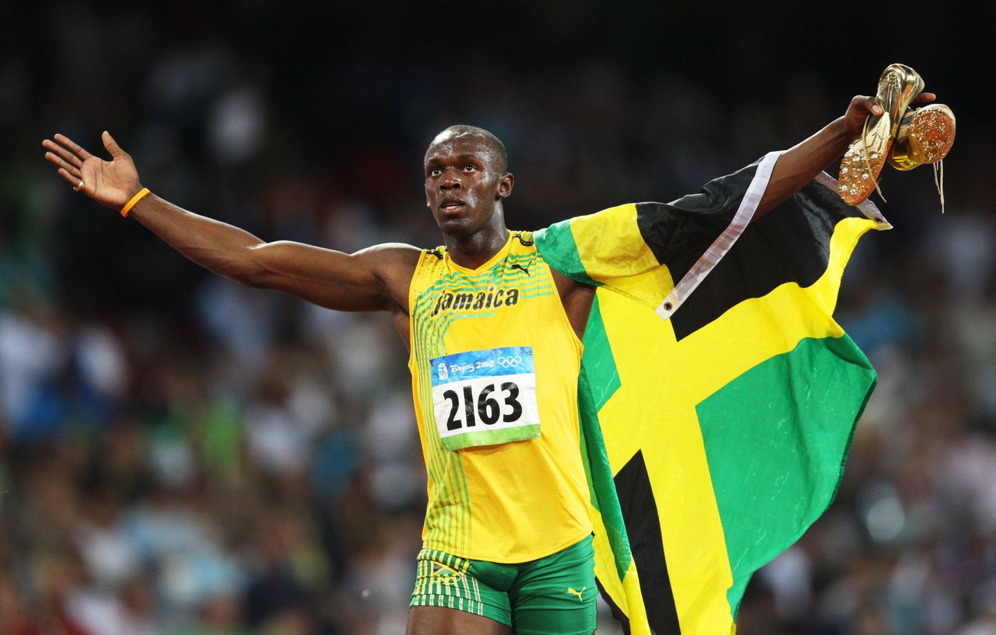 Bolt jooksis 100 meetri uueks maailmarekordiks 9,69 sekundit.