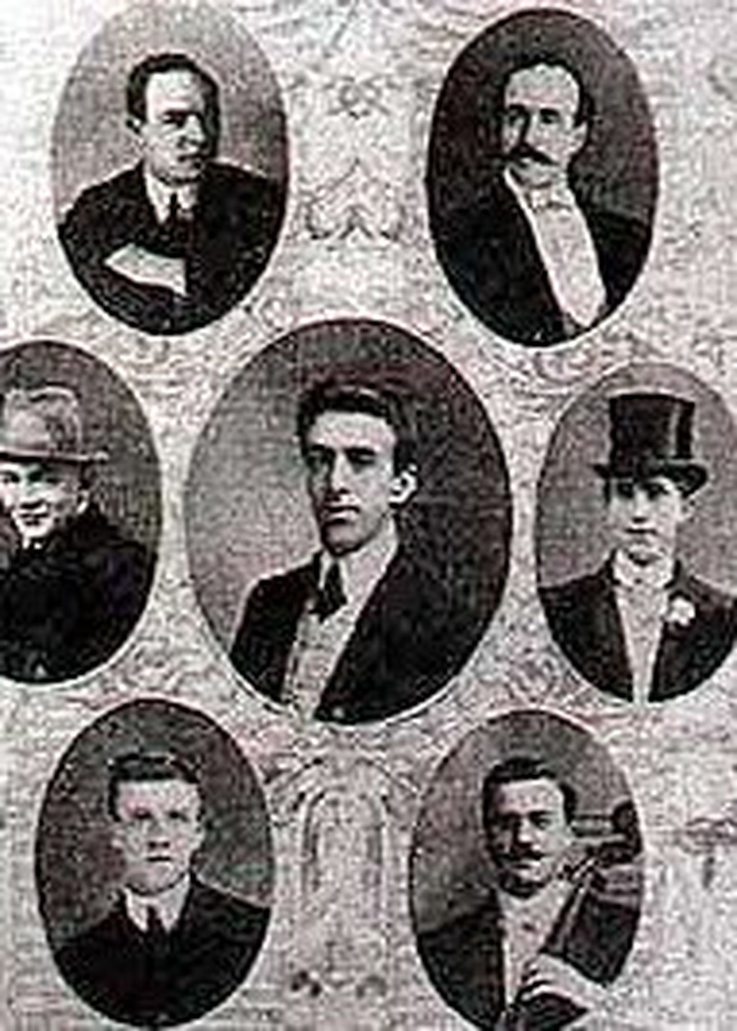 Titanicu orkestri kaheksast liikmest seitse. Keskel orkestri juht Wallace Hartley