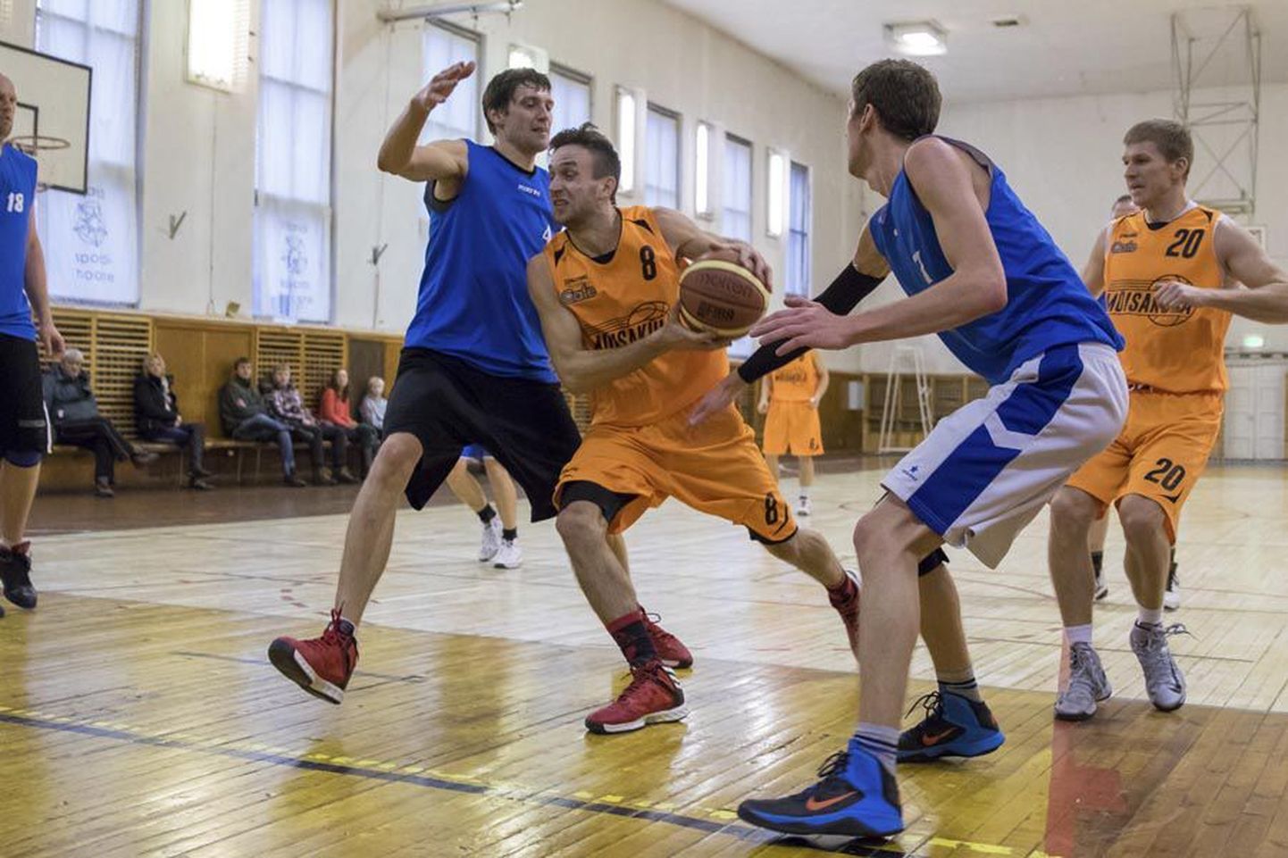 Alanud nädalavahetusel jätkuvad mängud Viljandimaa korvpalli meistrivõistlustel.