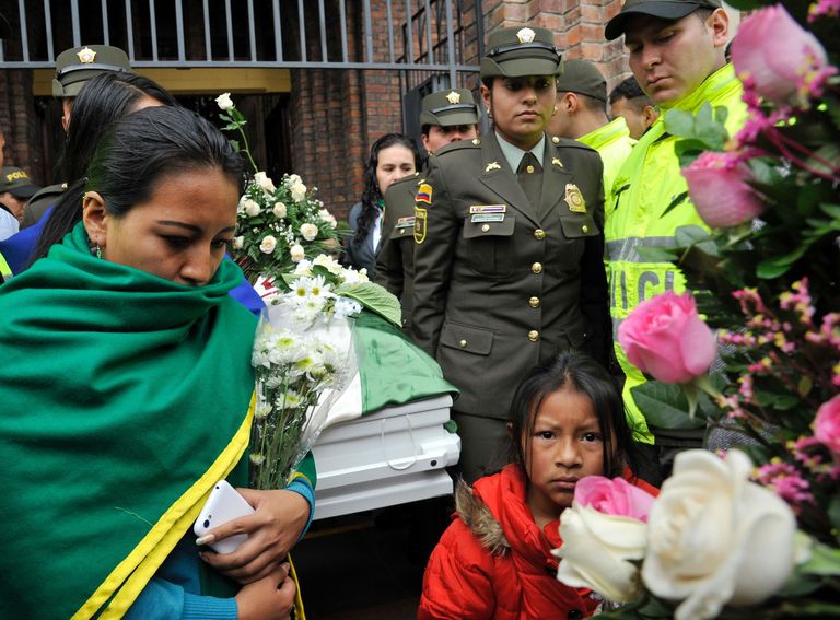 Kolumbias mälestatakse seitsmeaastasena elu kaotanud Yuliana Sambonit