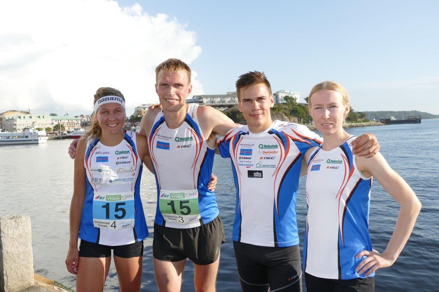 Edukas Eesti orienteerumissprindi teatevõistkond MM-il: Evely Kaasiku (vasakult), Sander Vaher, Kenny Kivikas ja Annika Rihma.
