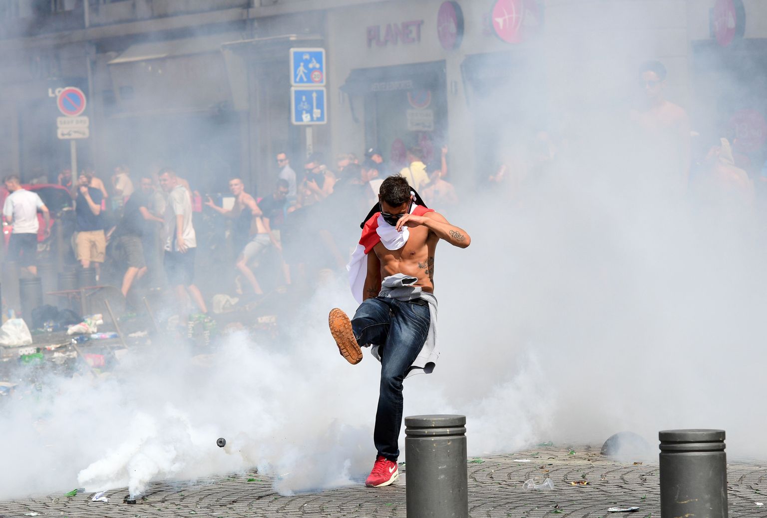 Inglismaa jalgpallihuligaan Marseille'is.