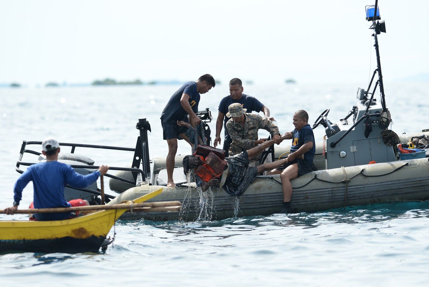 Filipiinide merevägi päästetöödel