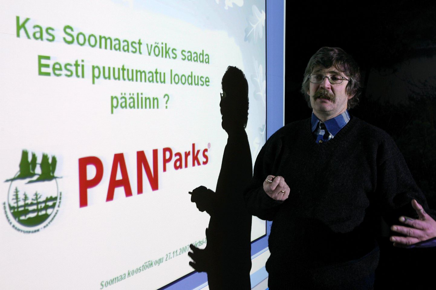 Hõbemärgi saanud Murel Merivee ja kuldmärgiga tunnustatud Agu Leivits (pildil) tegelesid sihikindlalt rahvusvahelise projektiga, mille tulemusena võeti Soomaa rahvuspark vastu Euroopa põlislooduse võrgustiku PAN Parks liikmeks.