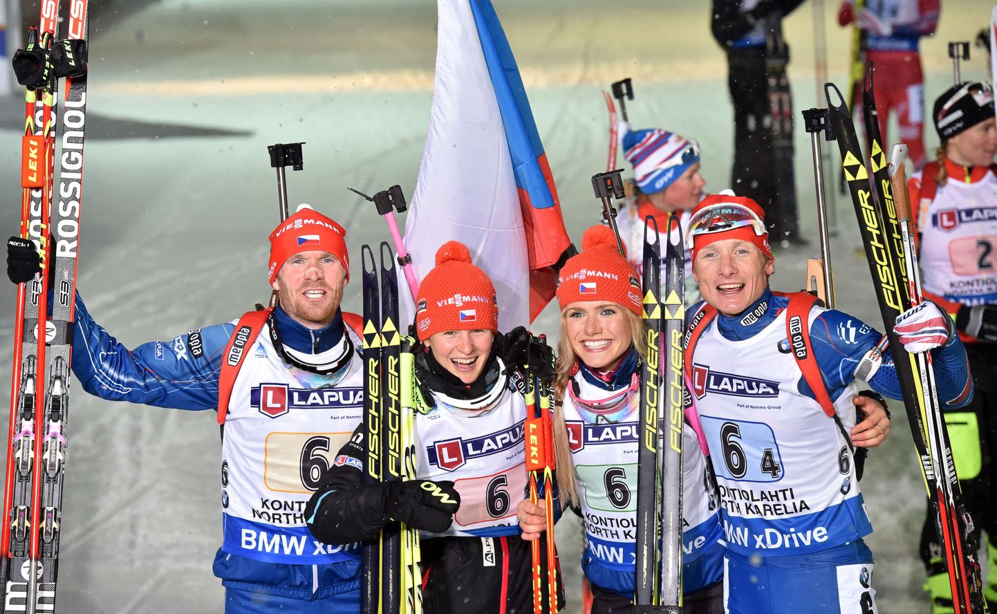 Победители гонки - чешские биатлонисты.